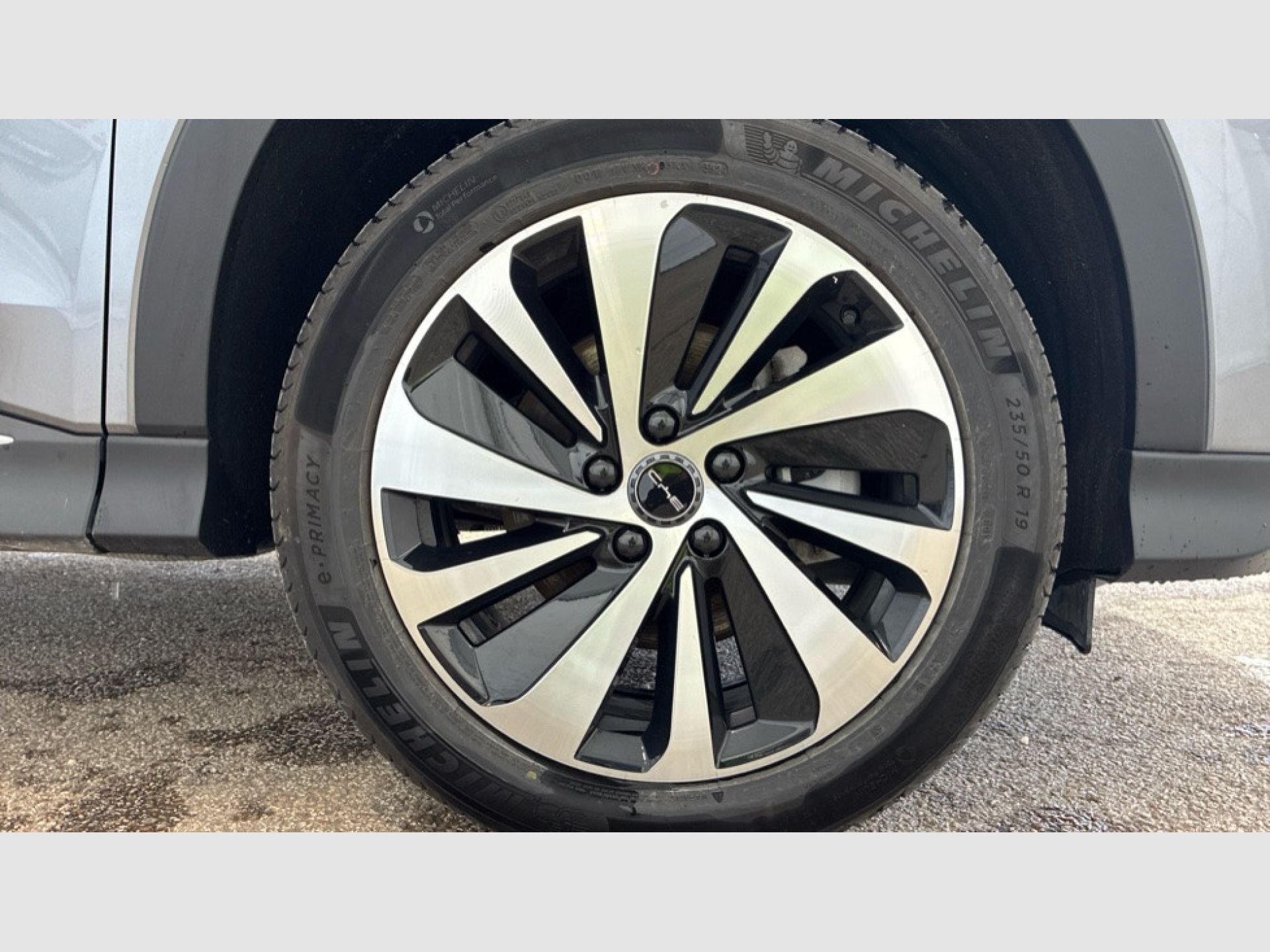 BYD Seal U DM-i - 8