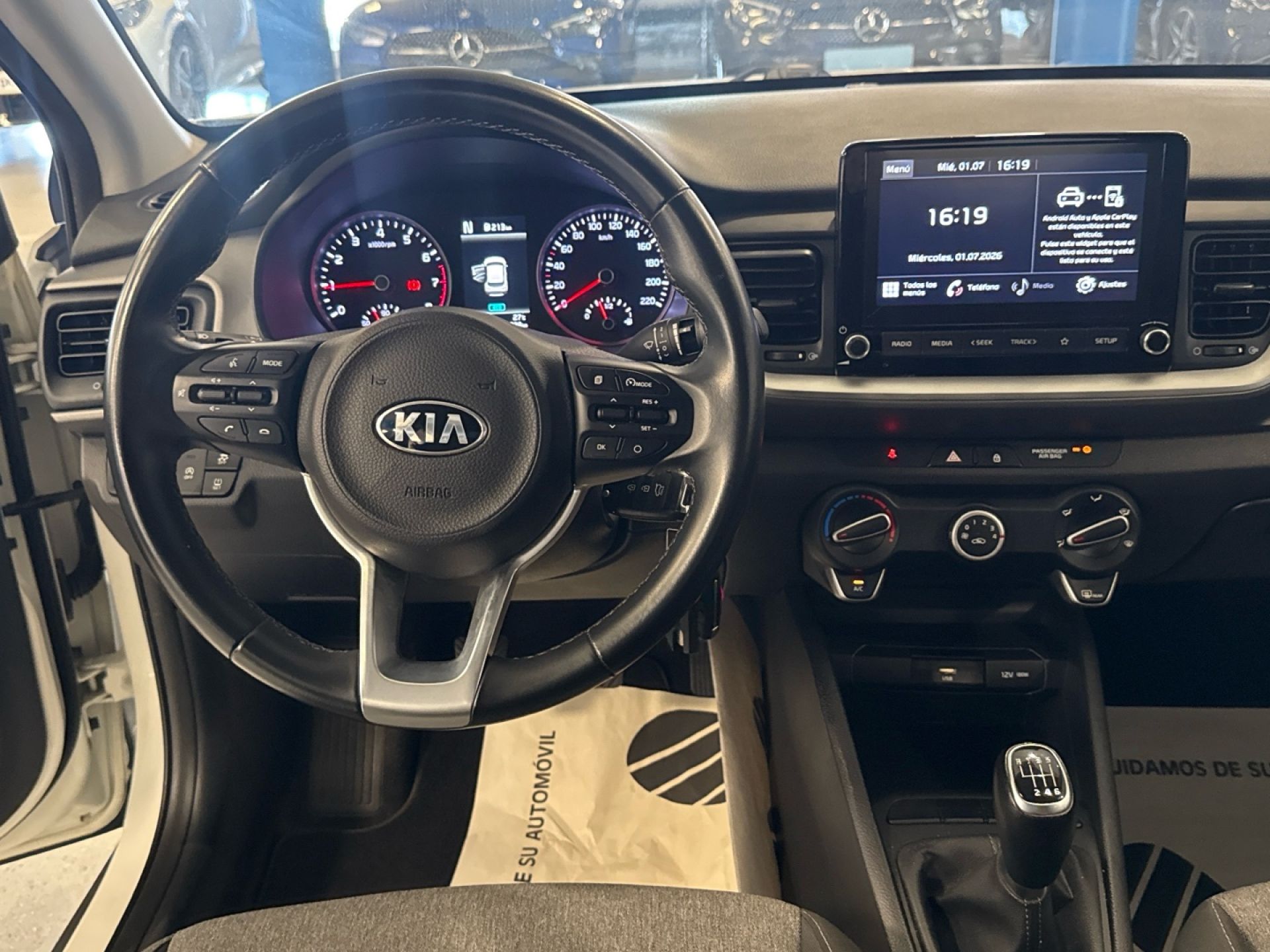 Kia Stonic - 10