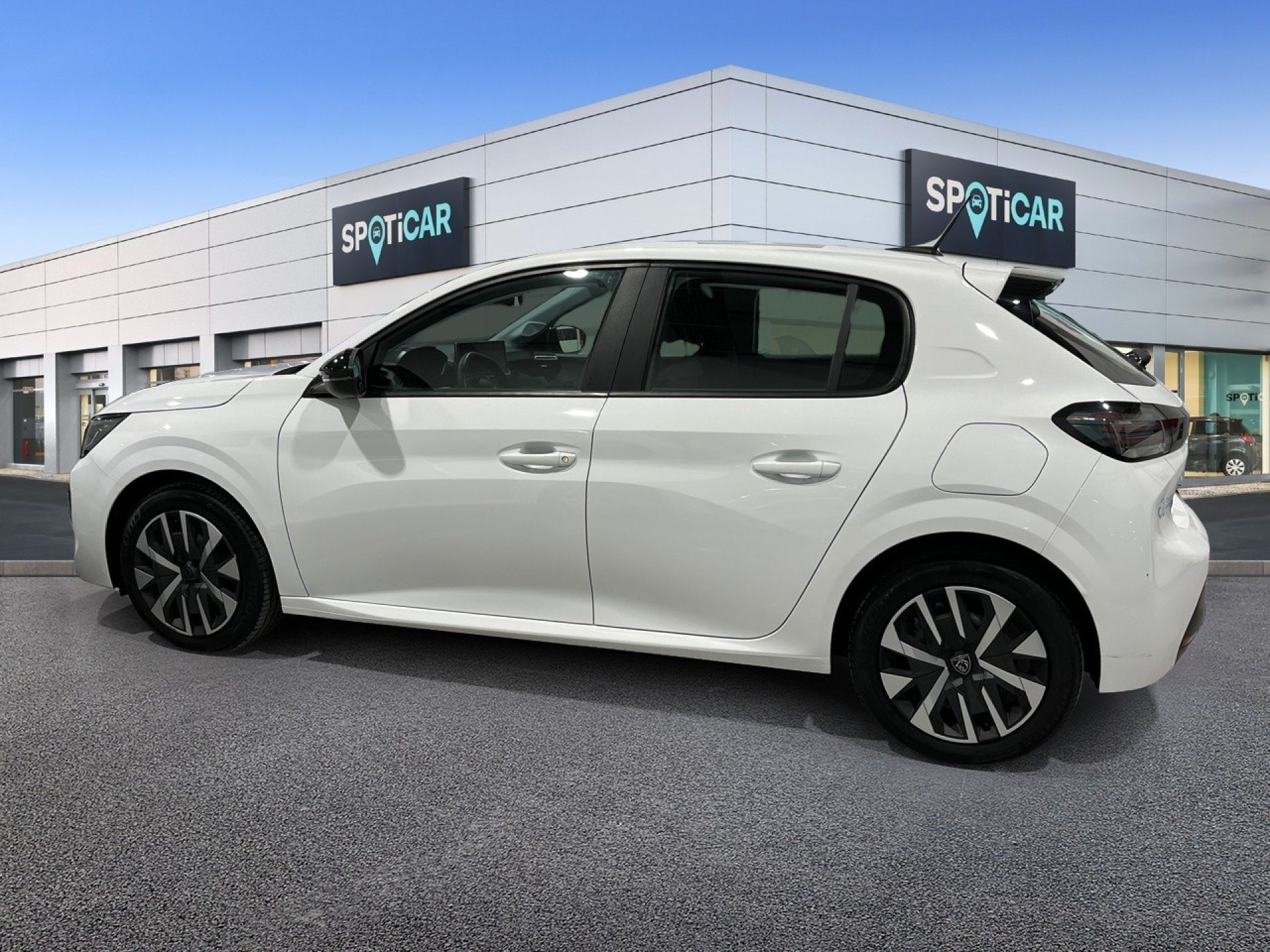 Peugeot 208 - 4