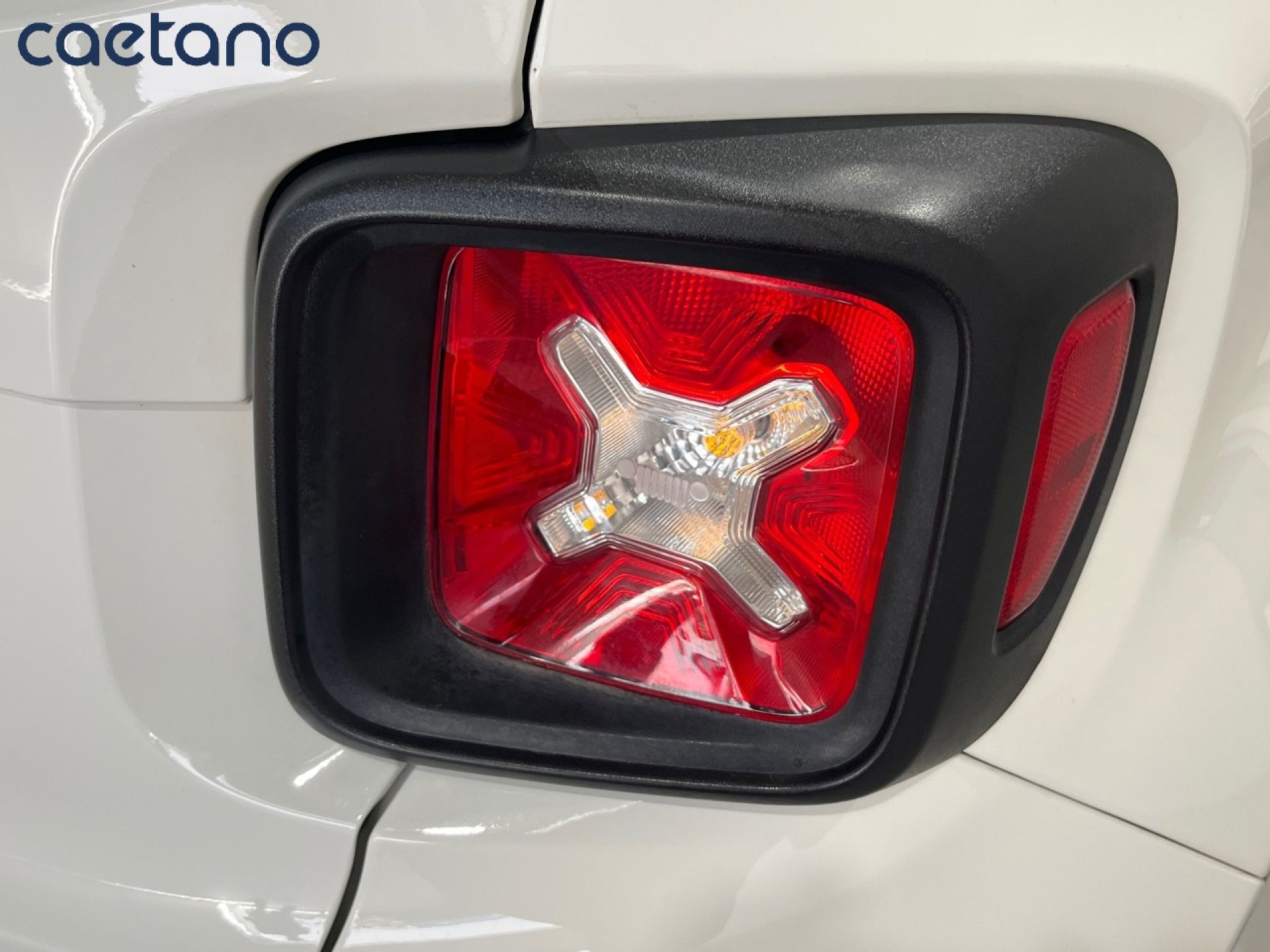 Jeep Renegade - 10