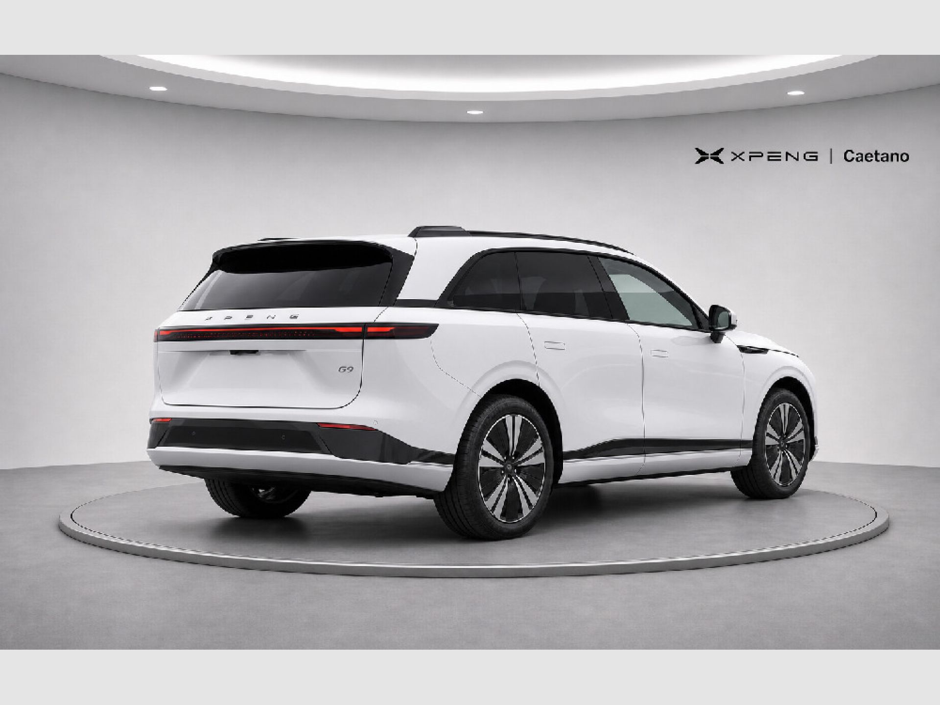 XPENG G9 - 4