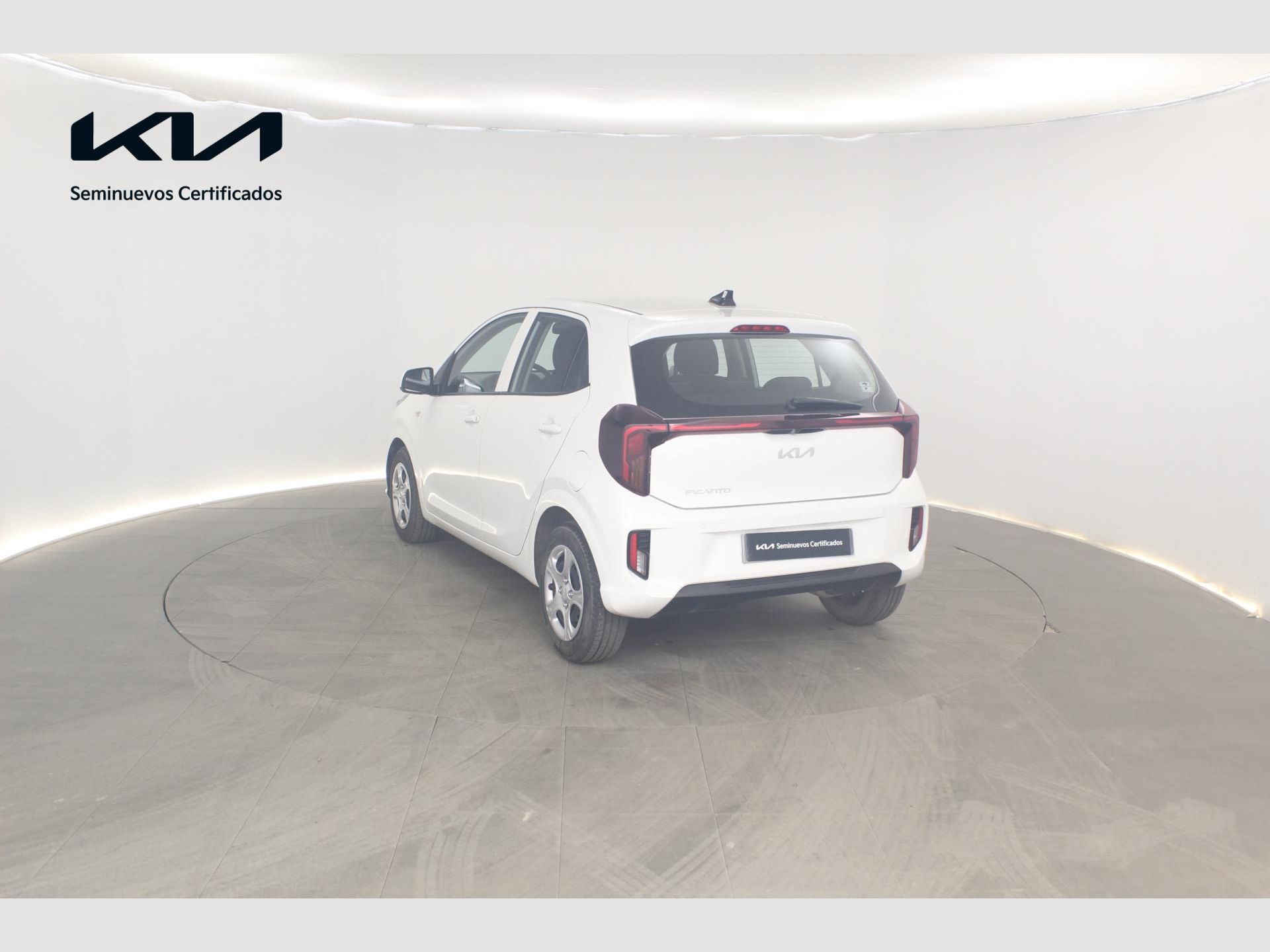 Kia Picanto - 8
