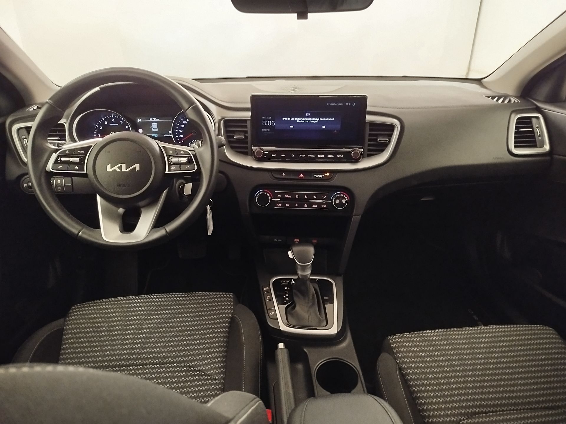 Kia XCeed - 4