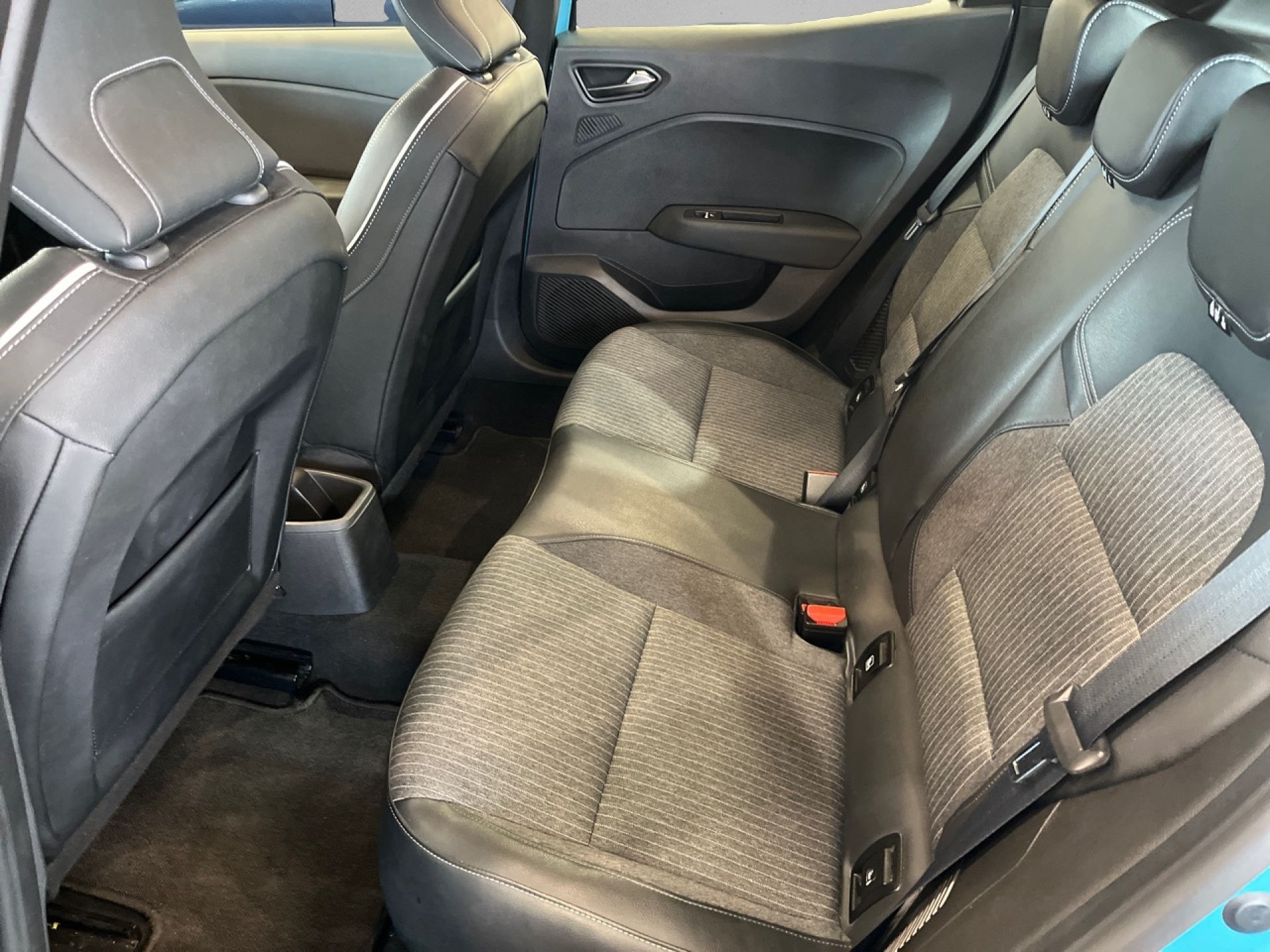 Renault Clio - 11