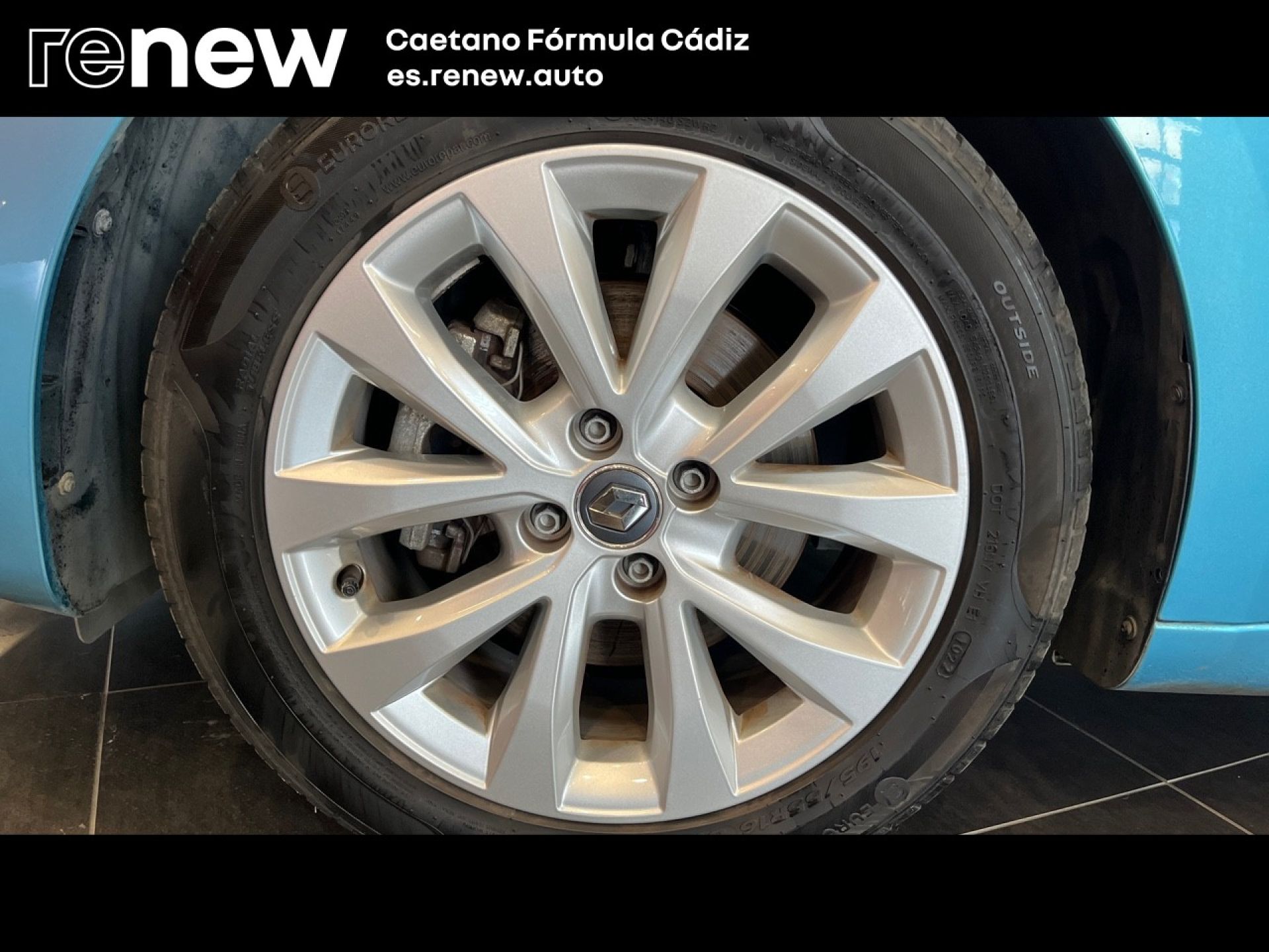 Renault Clio - 8