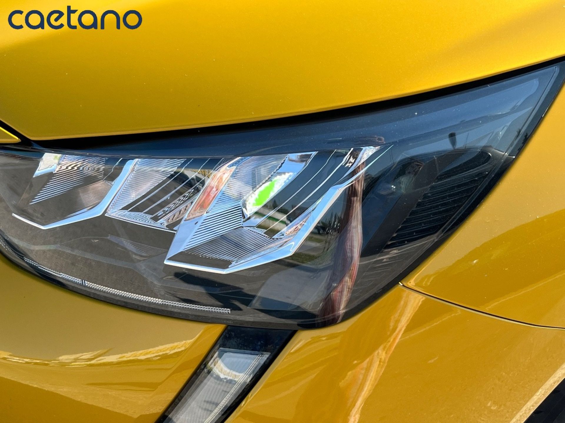 Peugeot 208 - 9