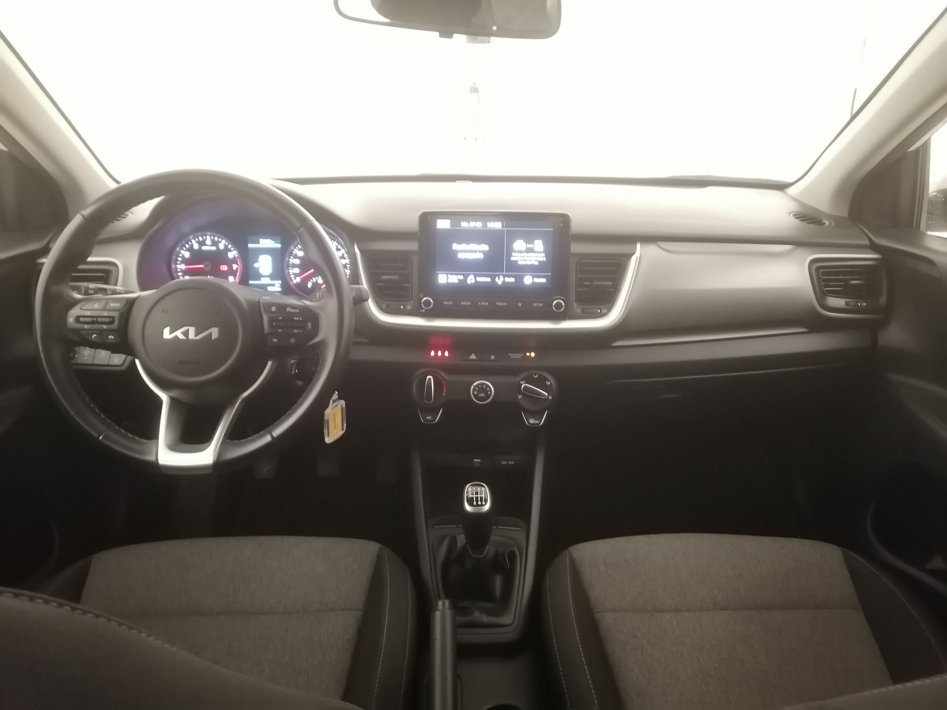 Kia Stonic - 8