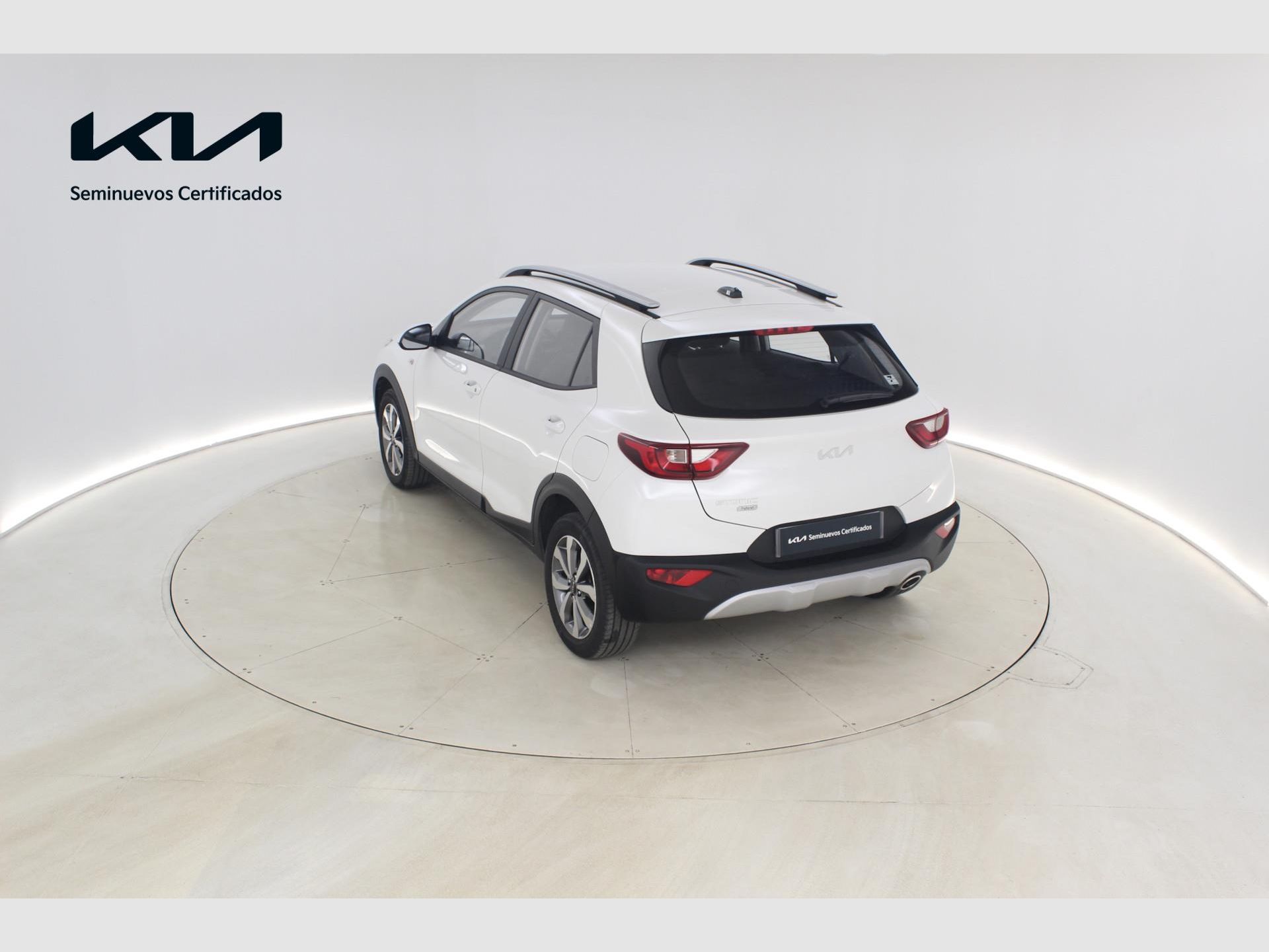 Kia Stonic - 4