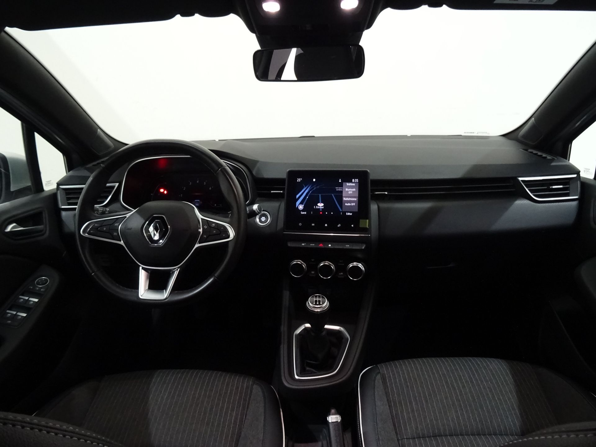 Renault Clio - 9
