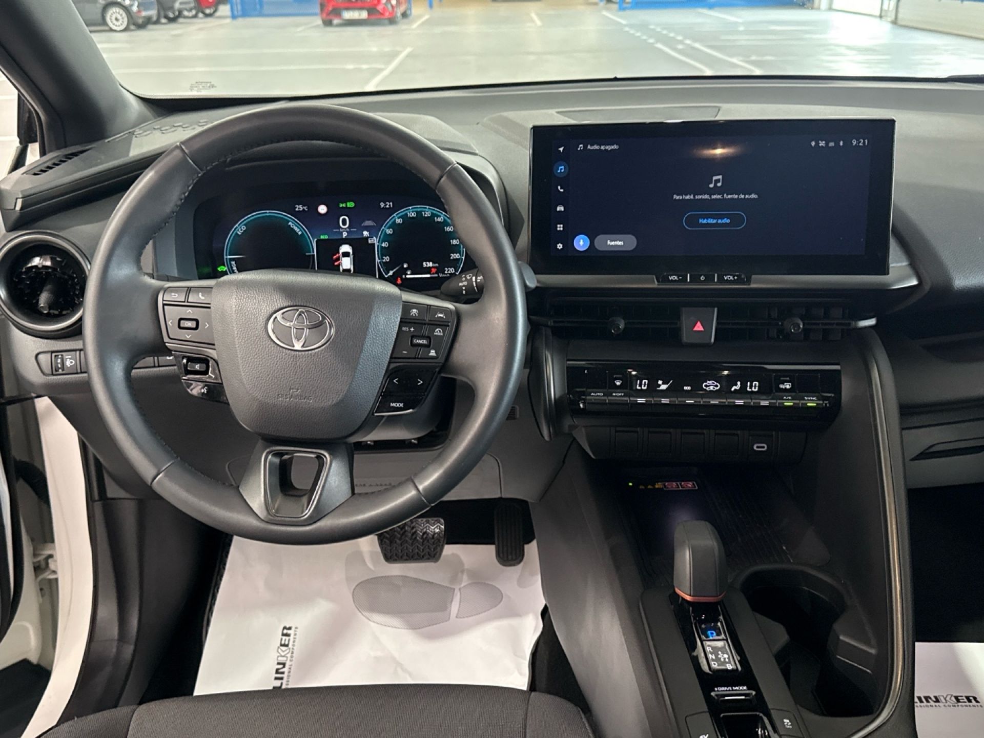 TOYOTA C-HR - 10