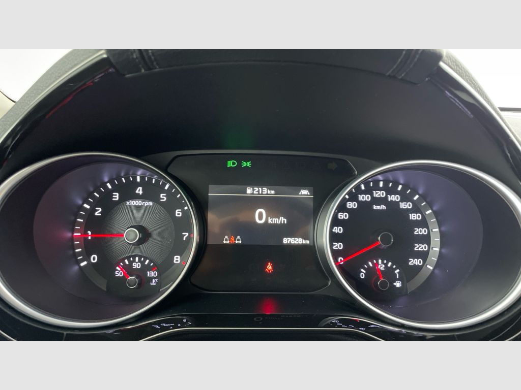 Kia XCeed - 10