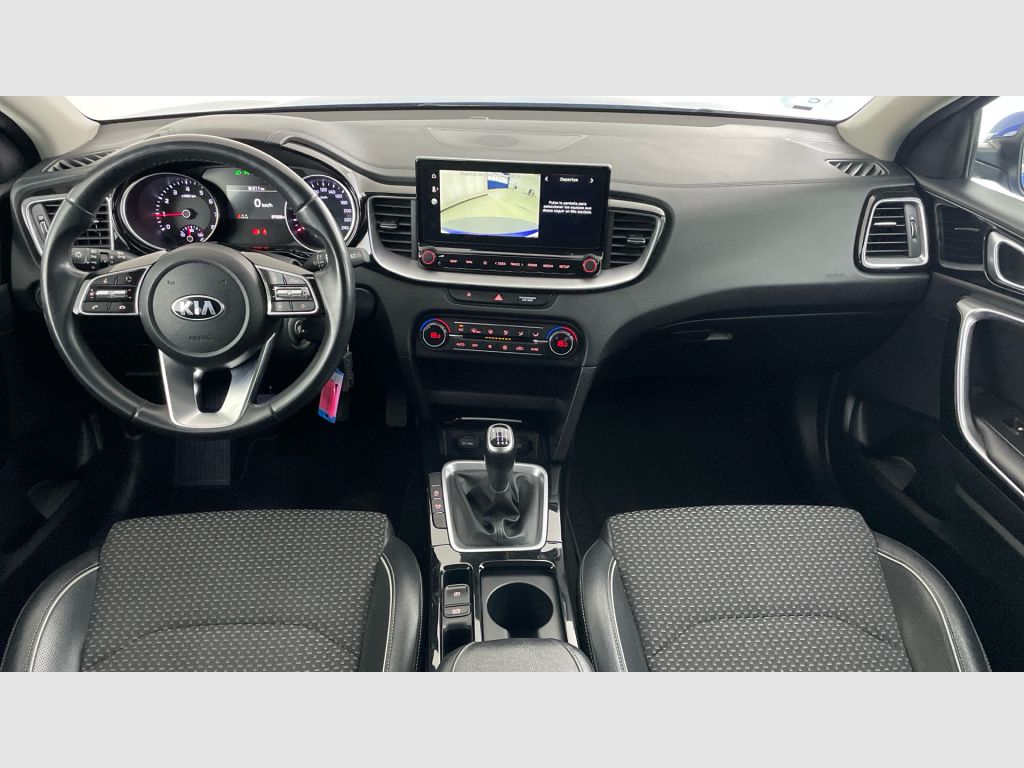 Kia XCeed - 11