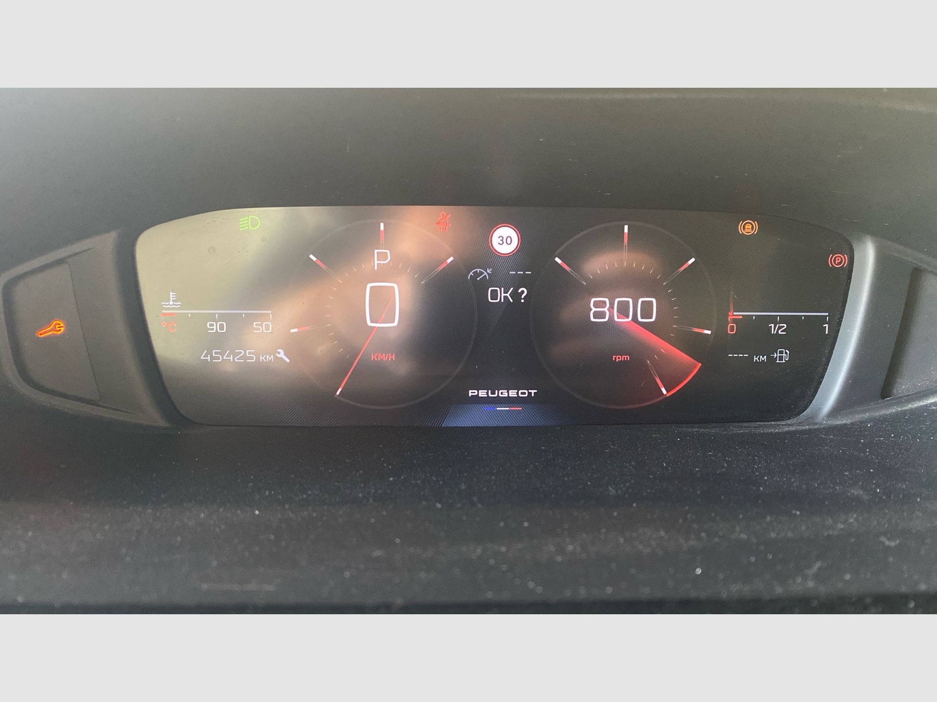 Peugeot 308 - 8