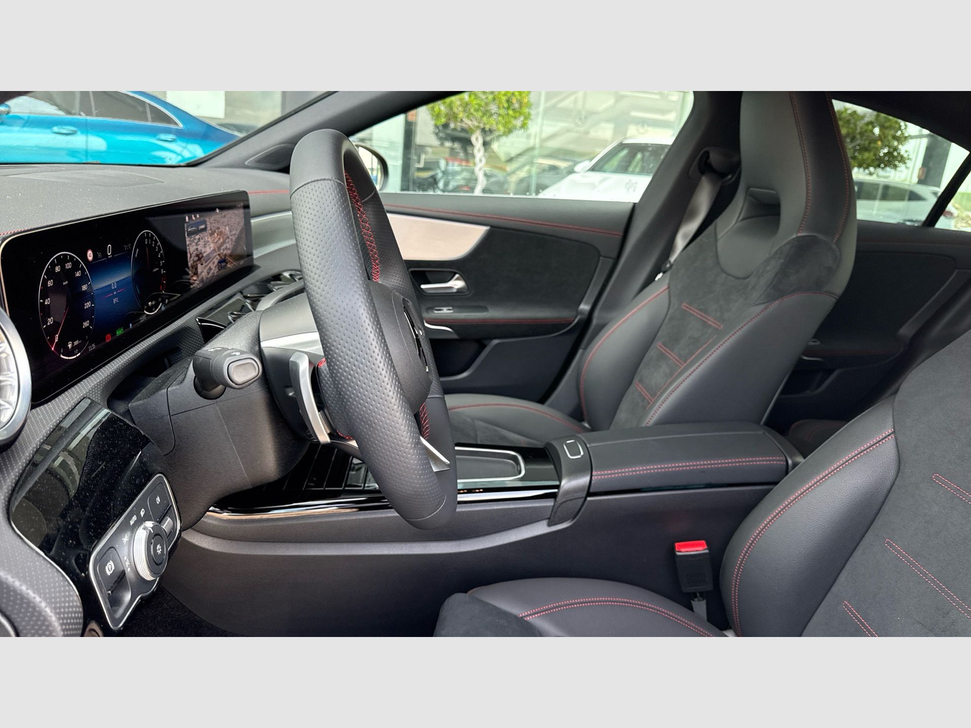 Mercedes-Benz CLA - 7
