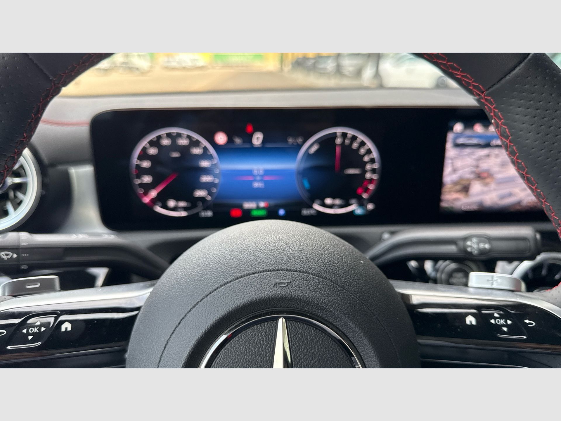 Mercedes-Benz CLA - 9