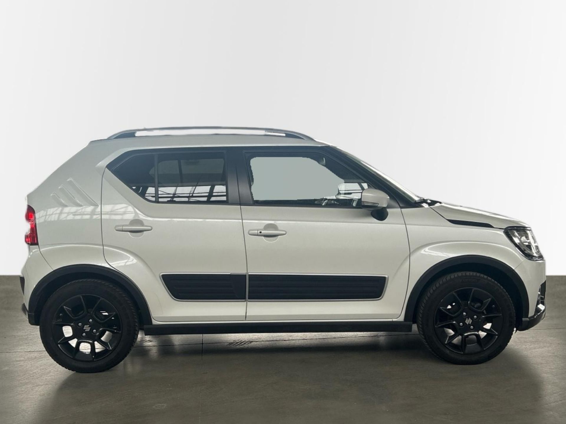 Suzuki Ignis - 8