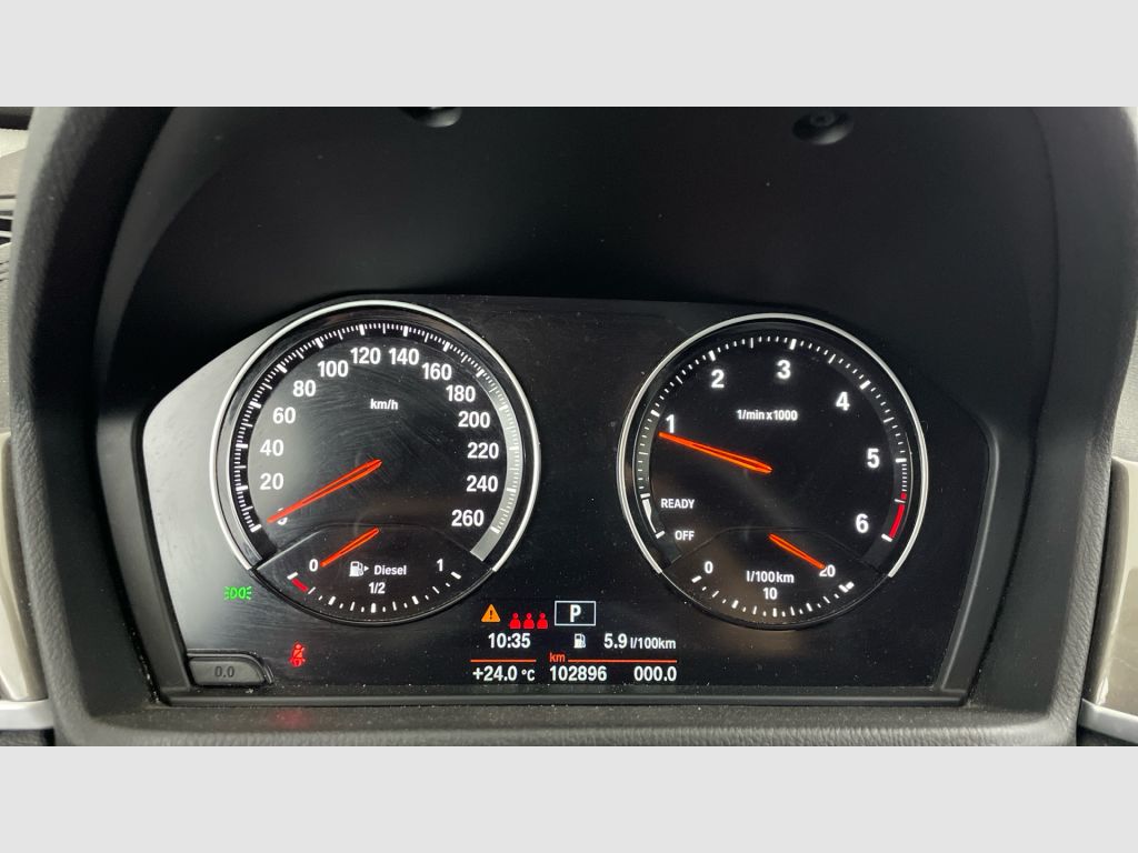 BMW X1 - 10