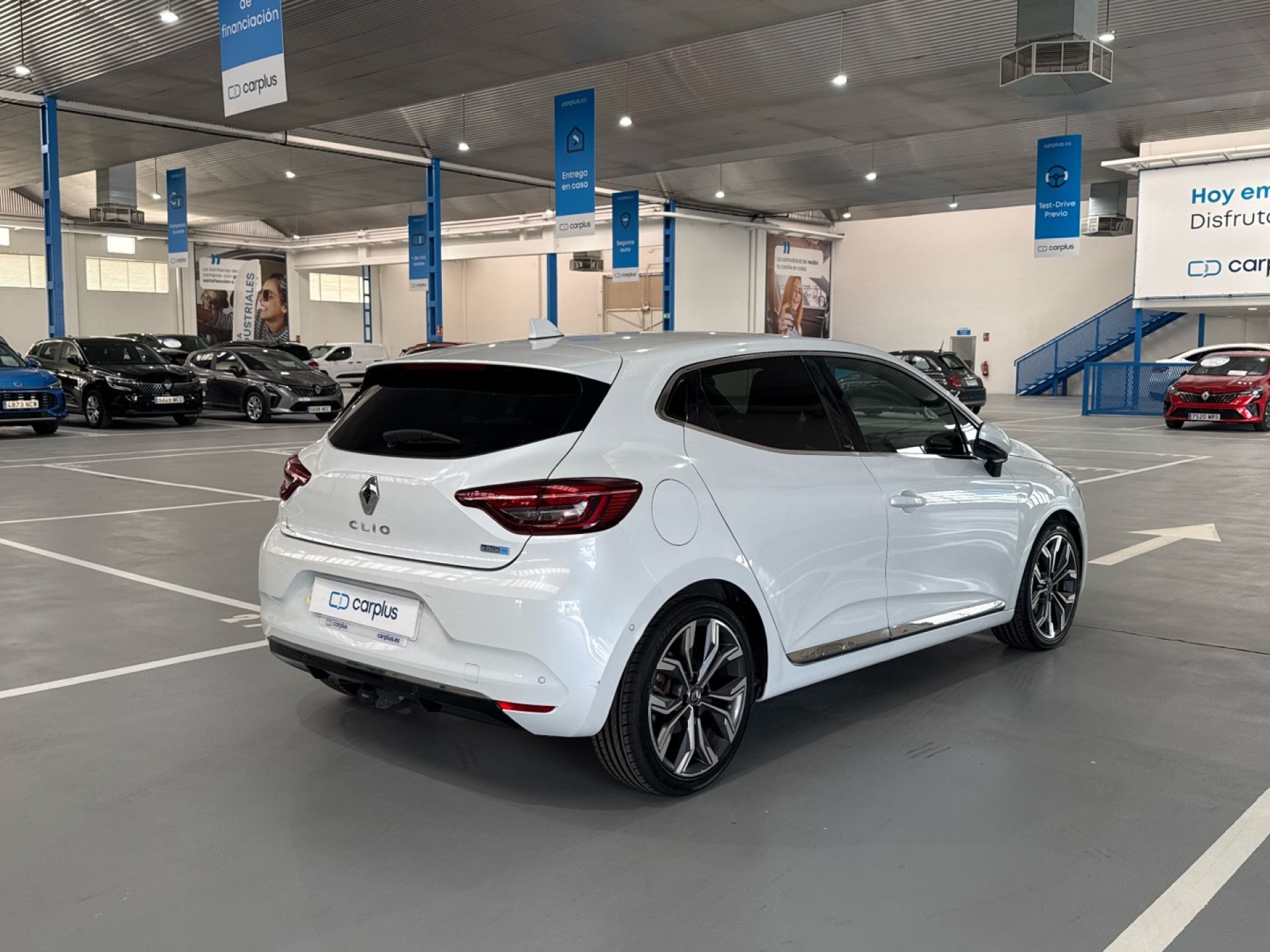 Renault Clio - 7