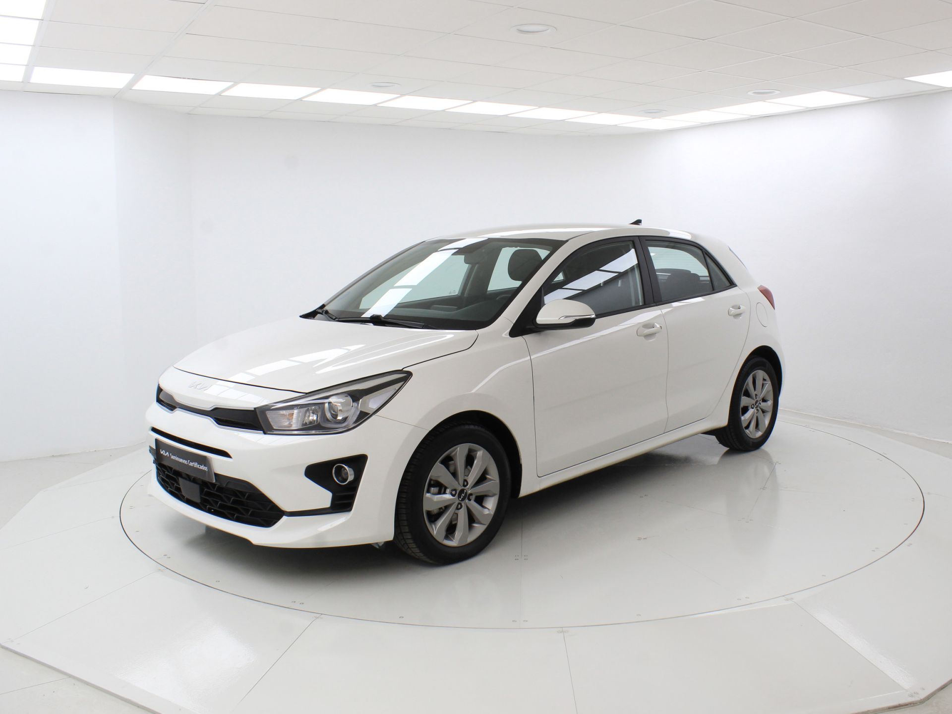 Kia Rio - 2