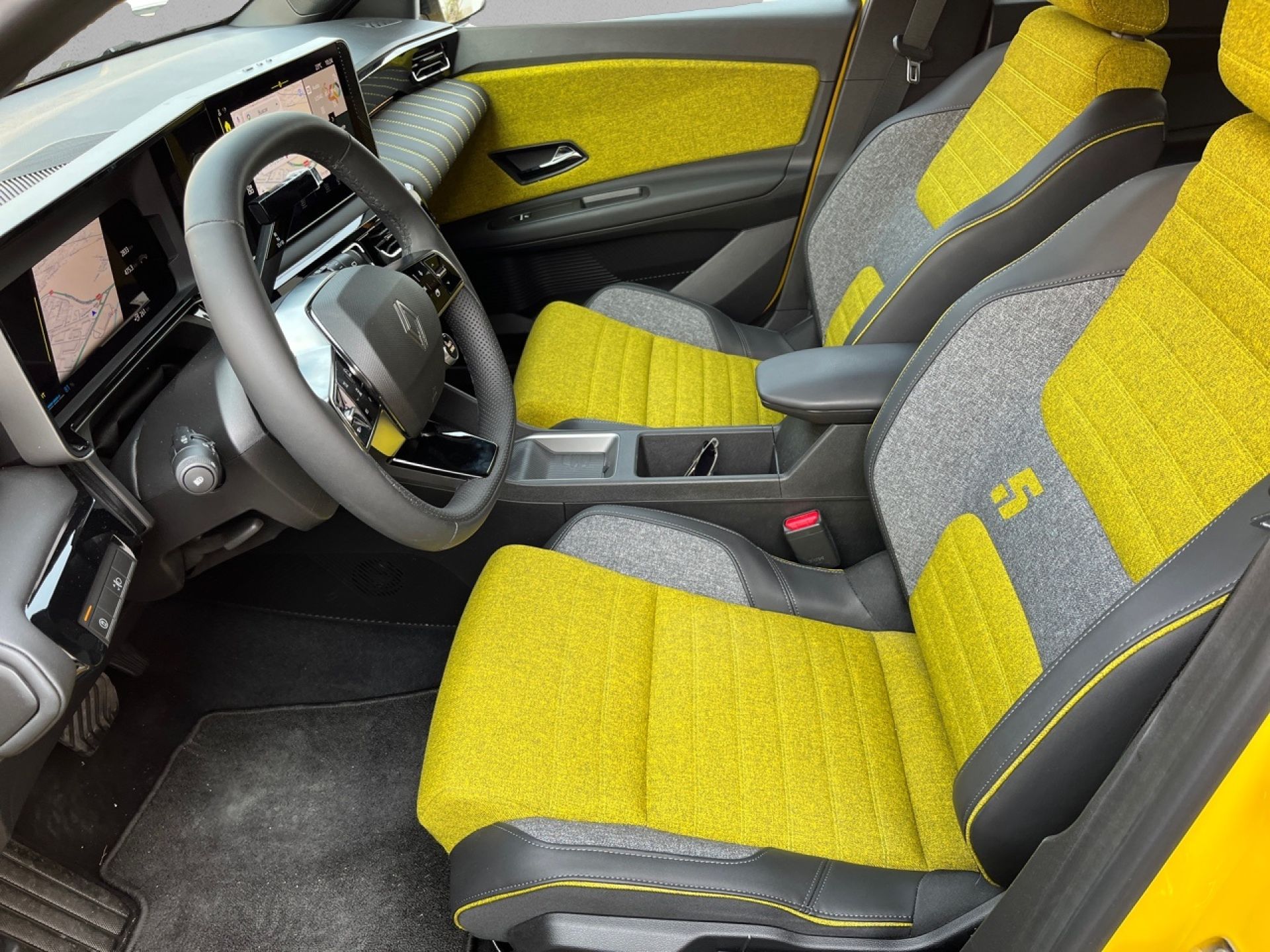Renault 5 E-Tech - 10
