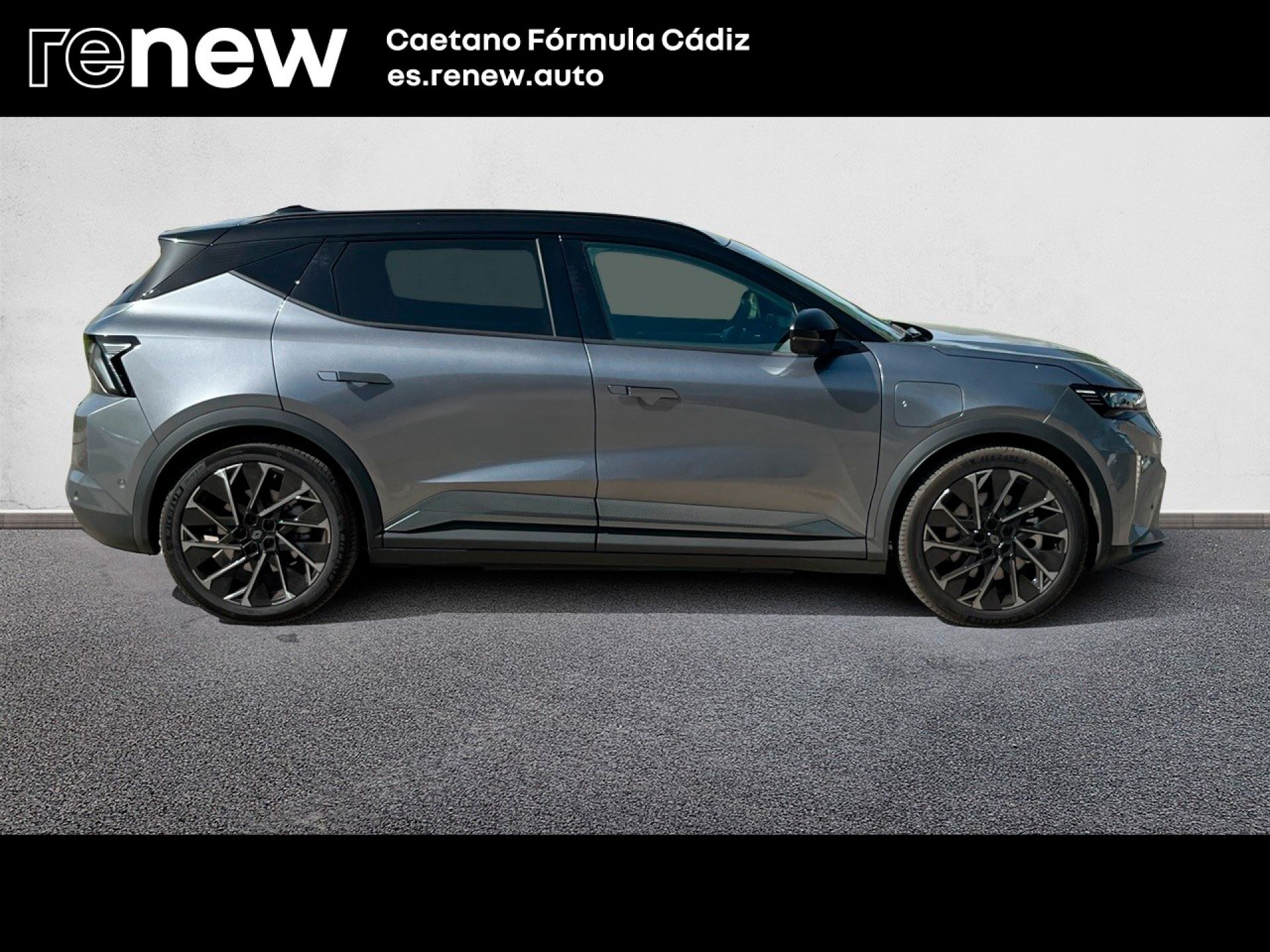 Renault Scenic E-Tech - 4