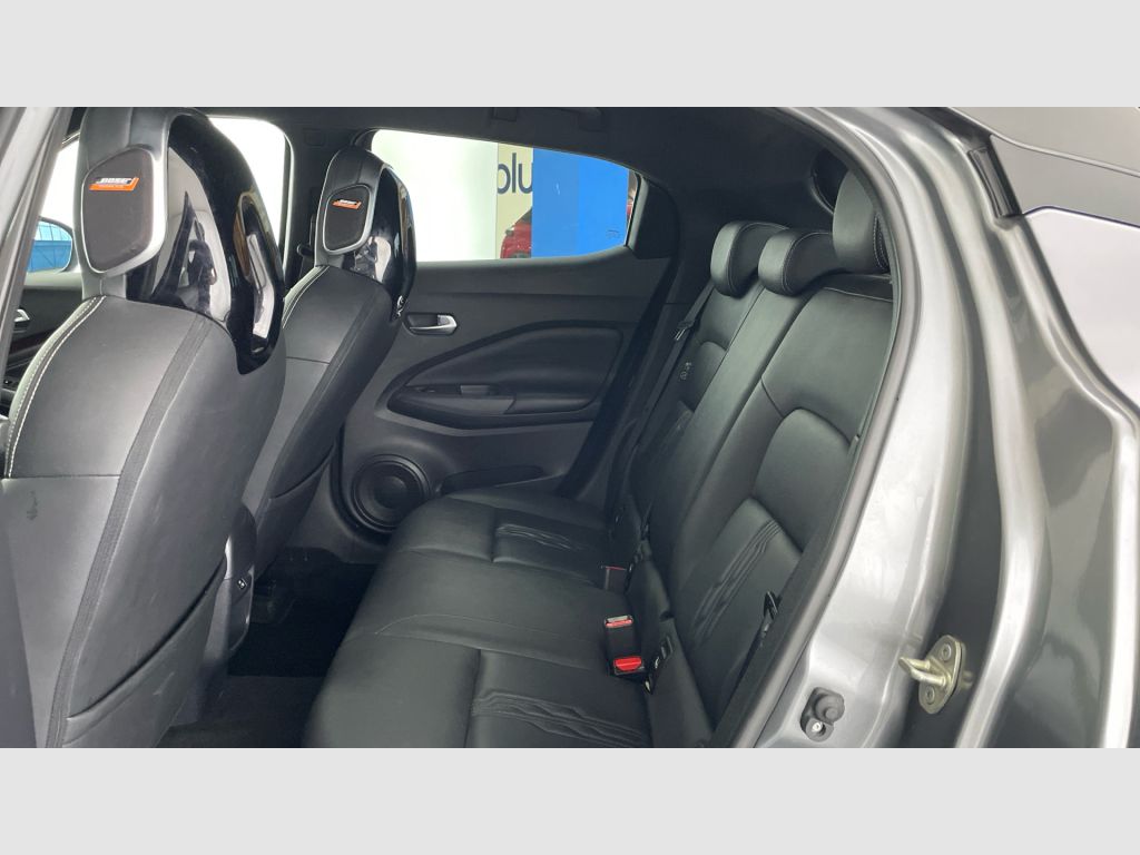 Nissan JUKE - 12