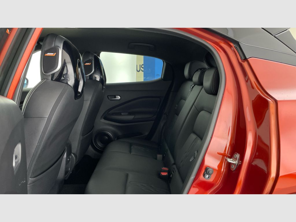 Nissan JUKE - 12
