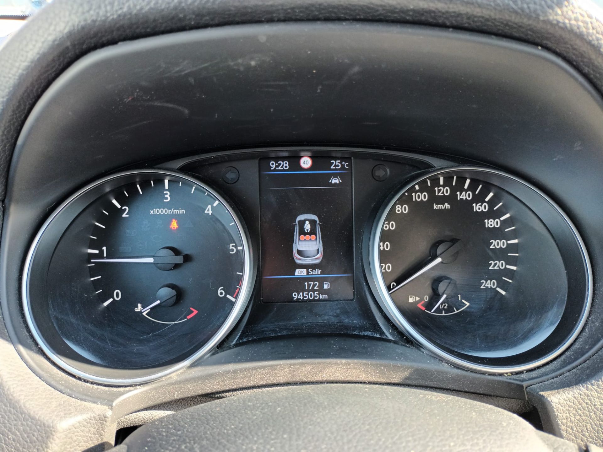 Nissan Qashqai - 11