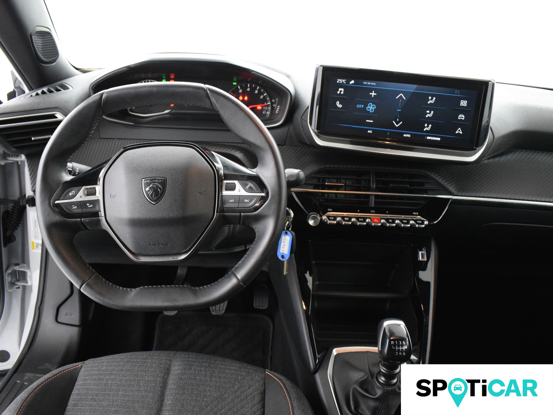 Peugeot 2008 - 9
