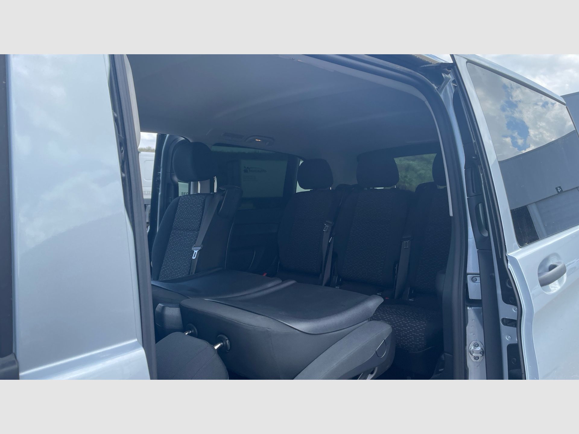 Mercedes-Benz Vito - 12