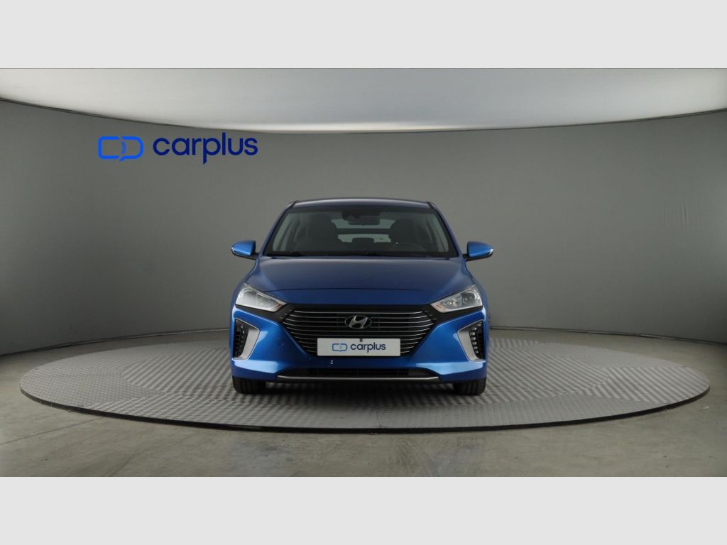 Hyundai IONIQ - 3
