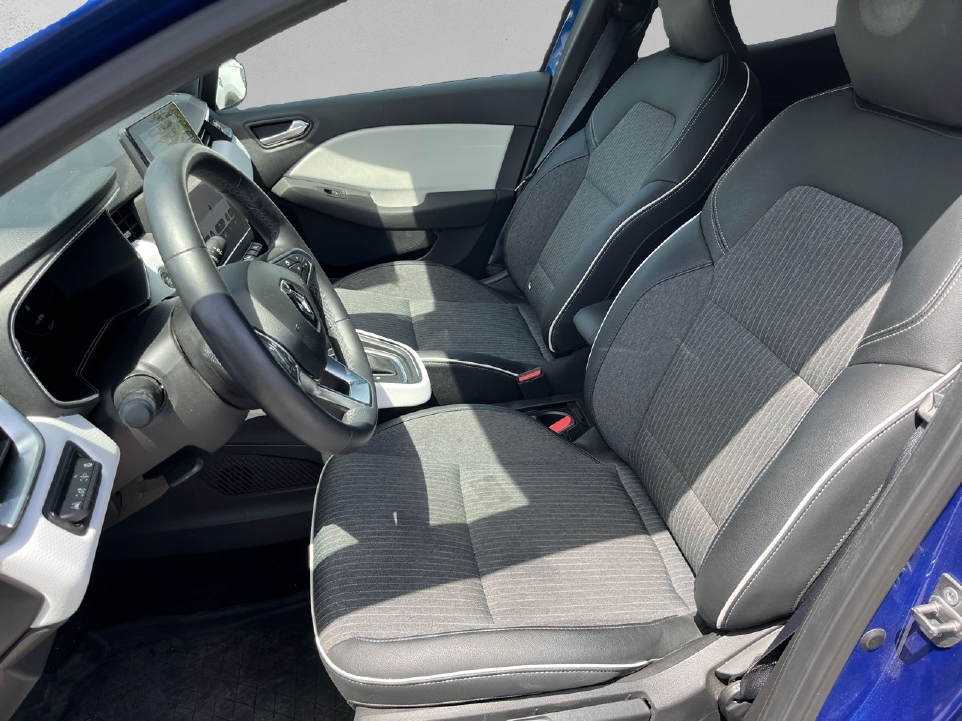 Renault Clio - 10