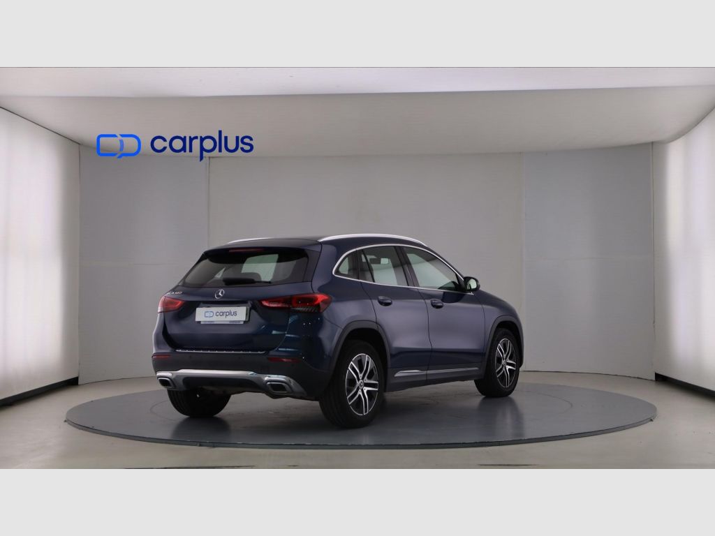 Mercedes-Benz GLA - 5
