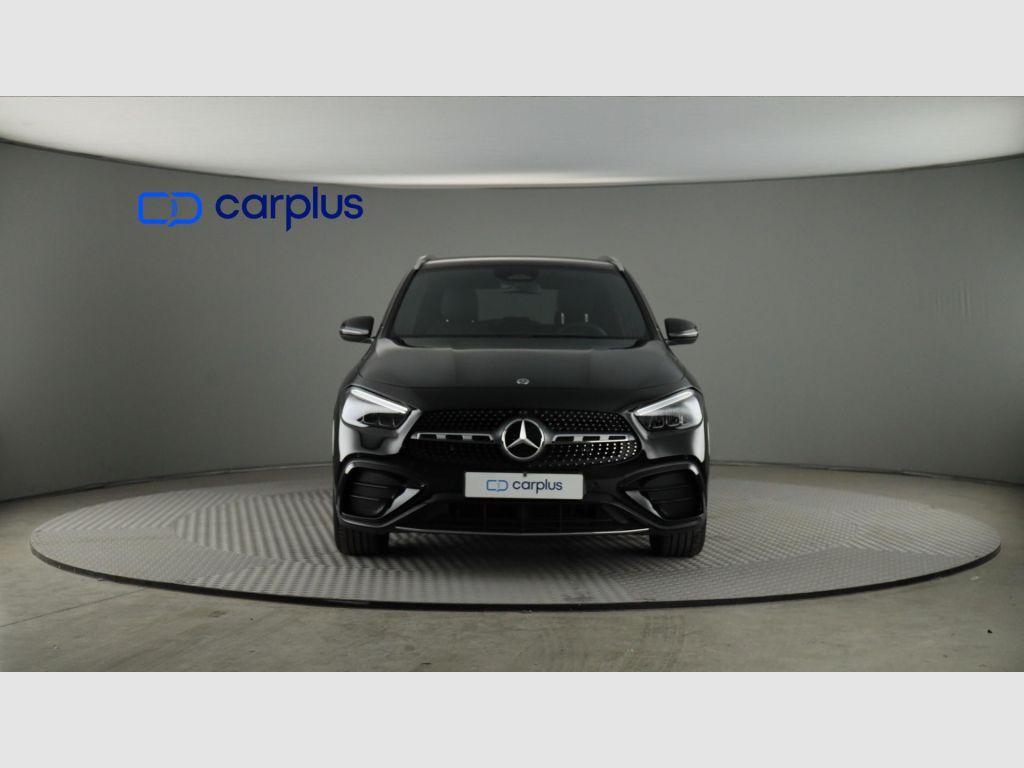 Mercedes-Benz GLA - 3