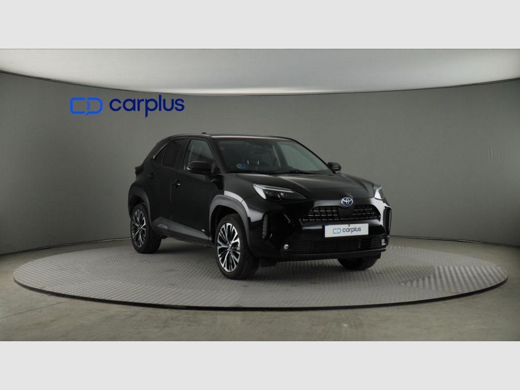 TOYOTA Yaris Cross - 2