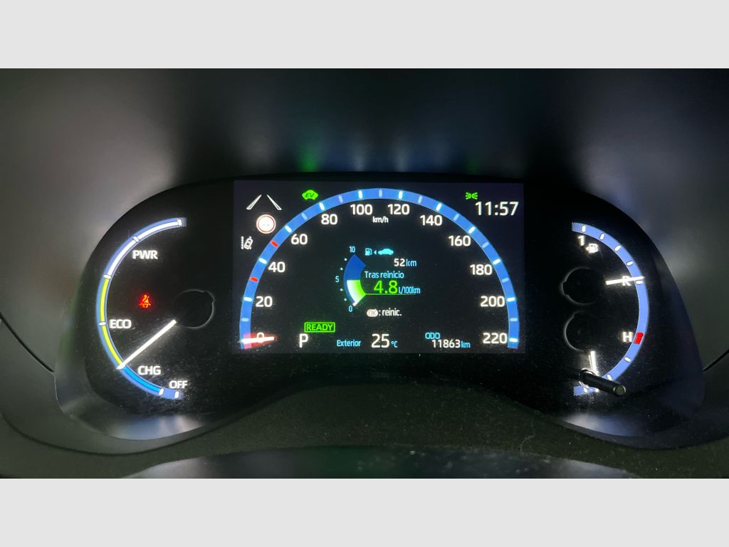 TOYOTA Yaris Cross - 10