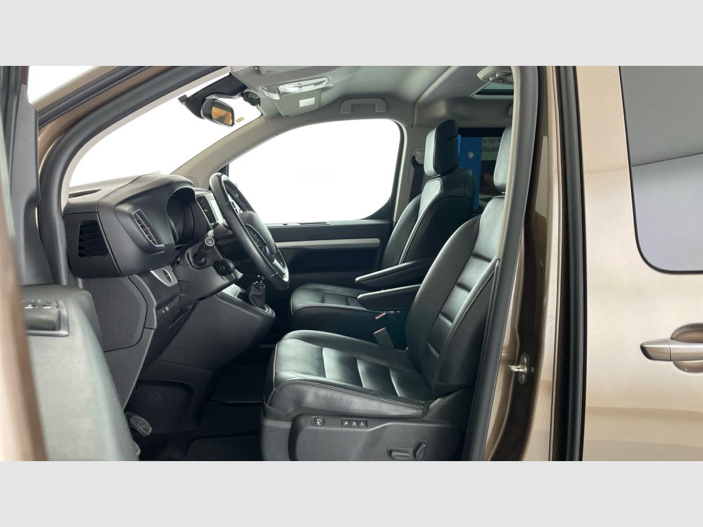 Citroën Spacetourer - 12