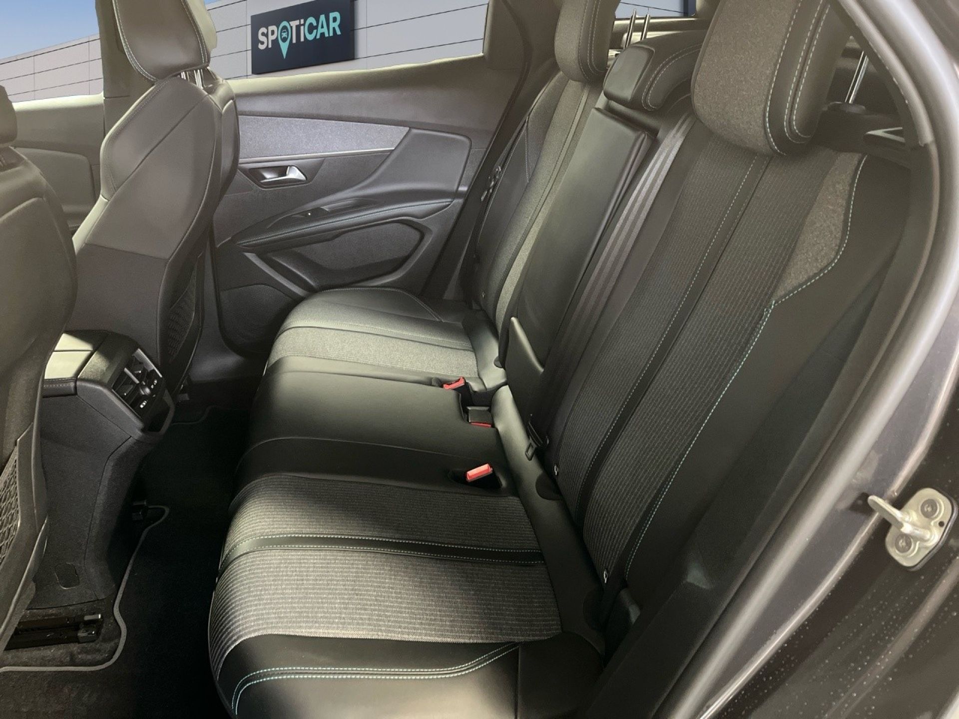 Peugeot 3008 - 12