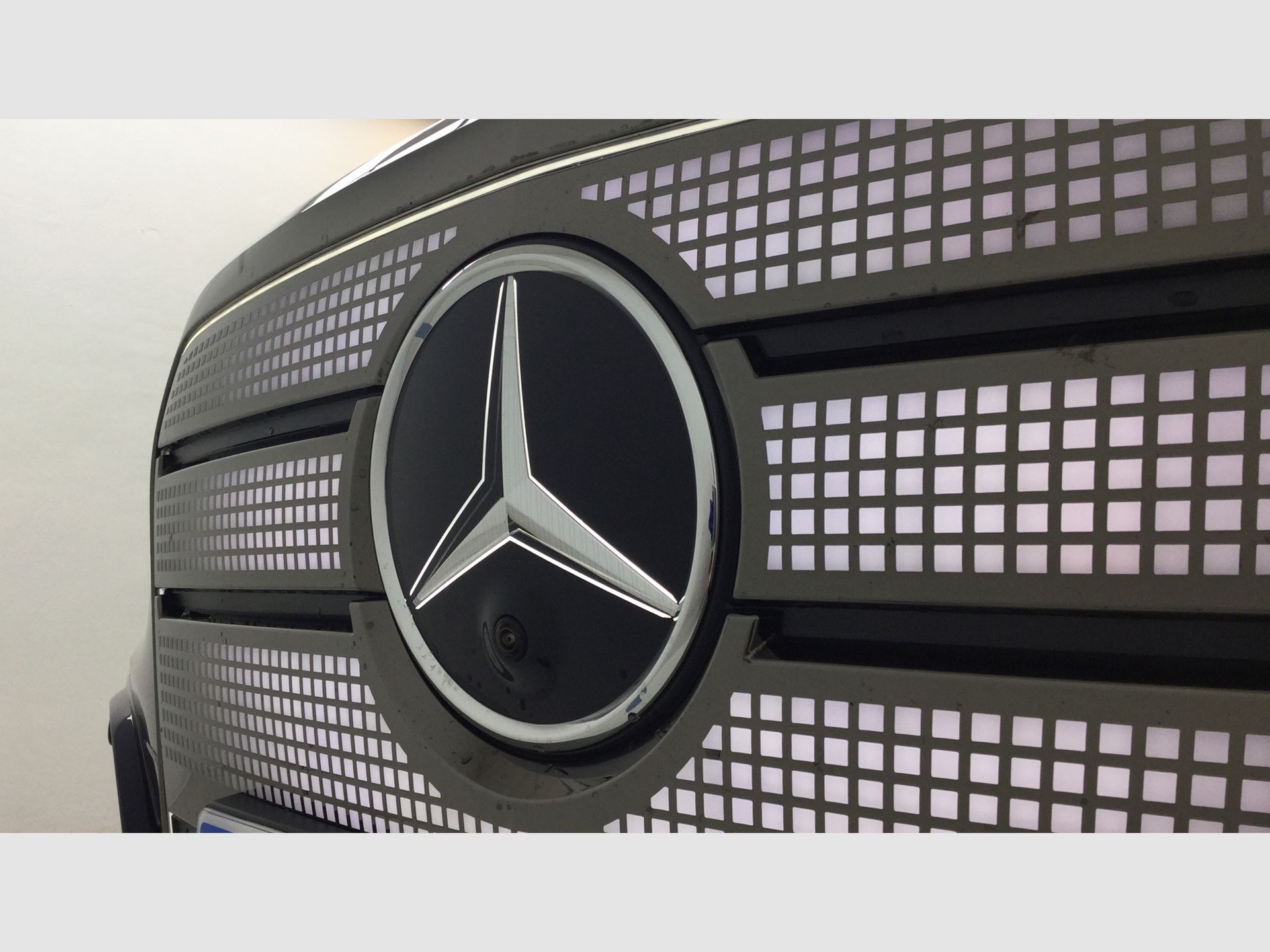 Mercedes-Benz GLC - 12