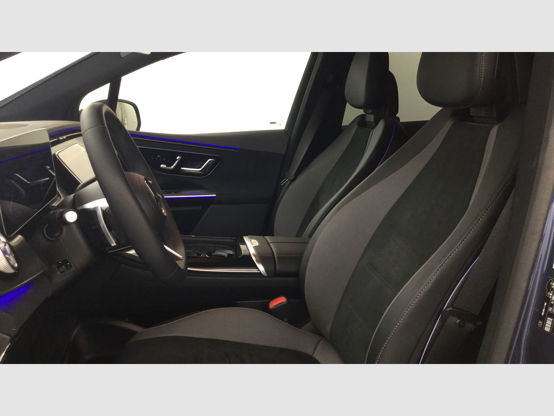 Mercedes-Benz EQE SUV - 8