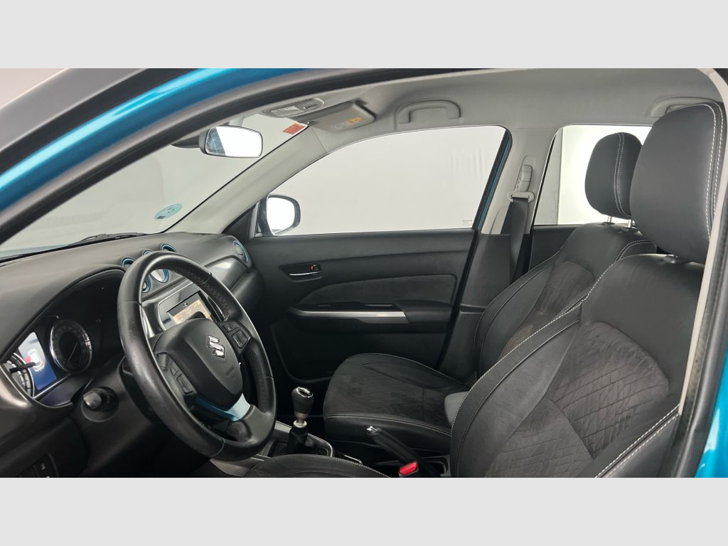 Suzuki Vitara - 12