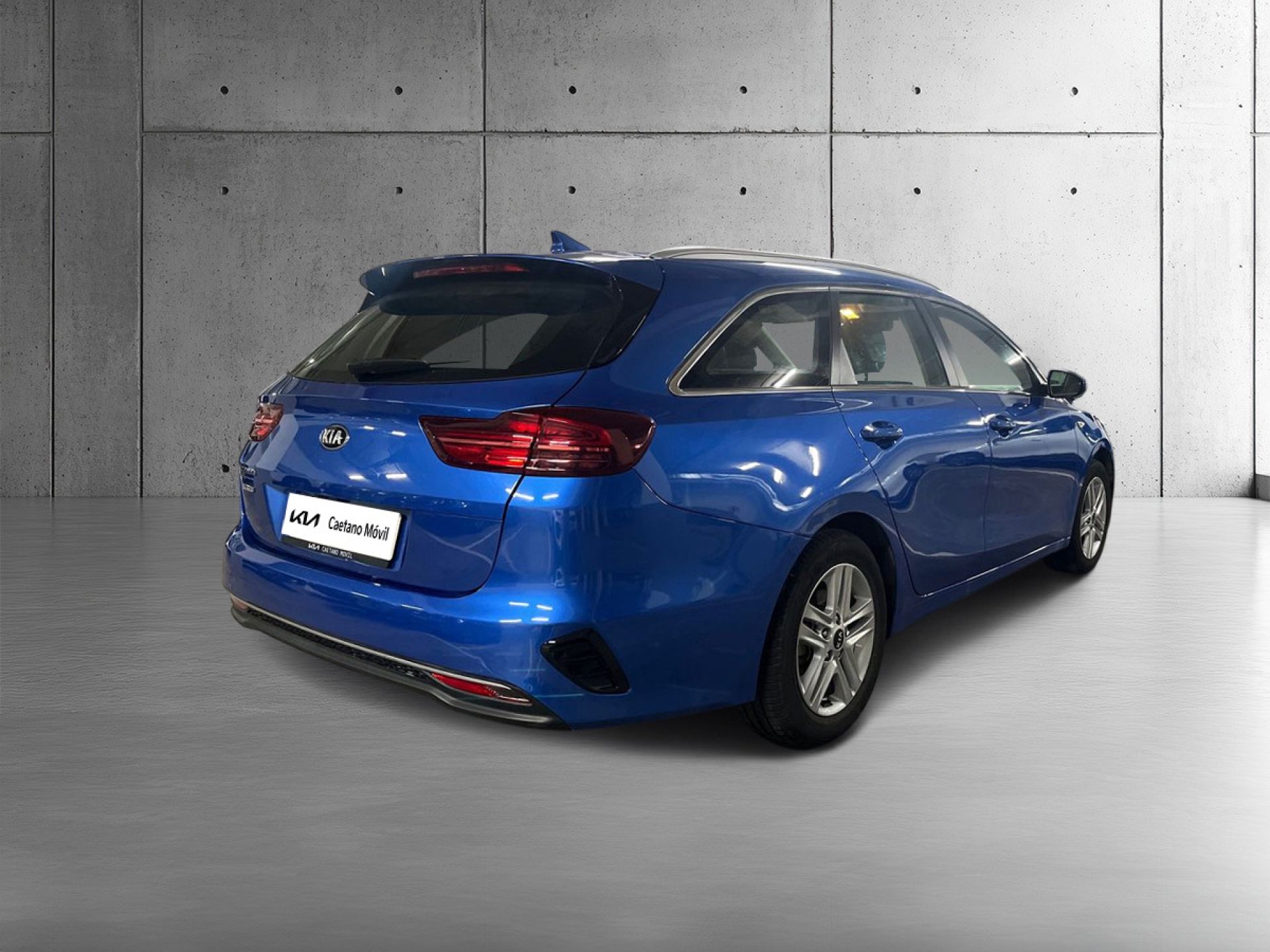 Kia Ceed - 8