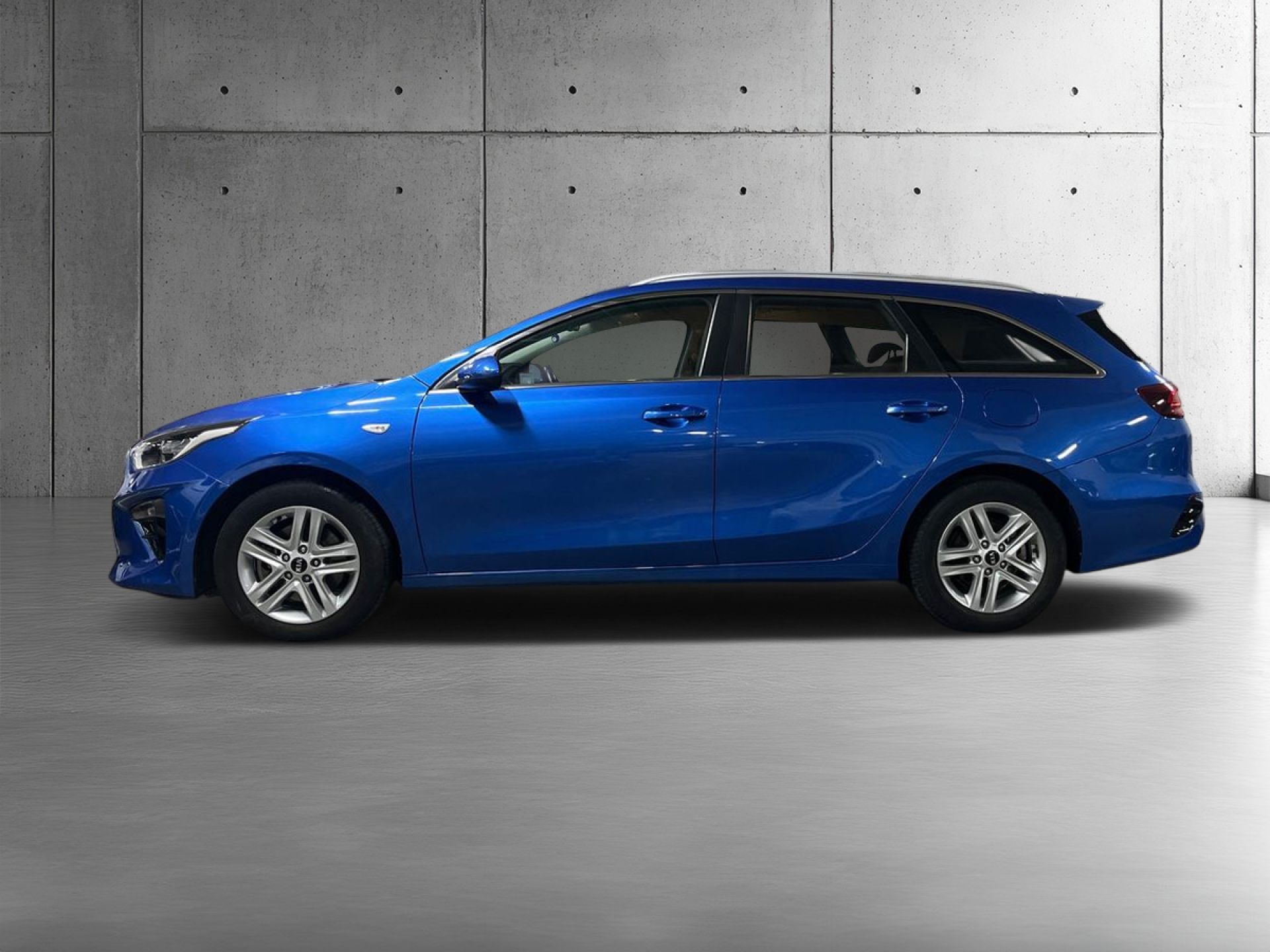 Kia Ceed - 4