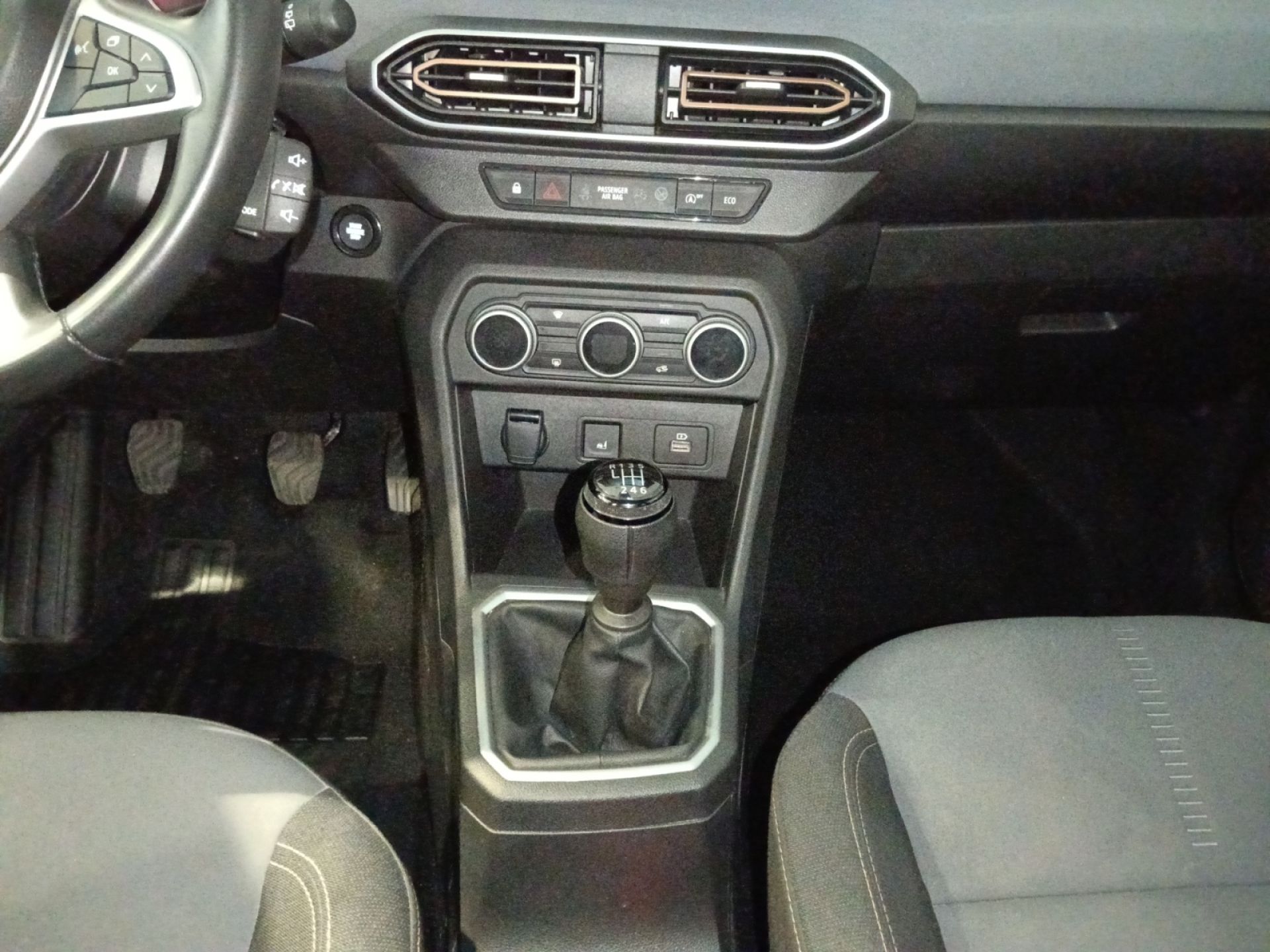 Dacia Sandero - 10