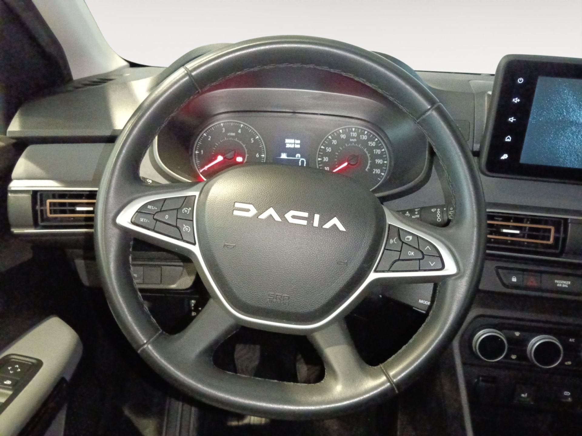 Dacia Sandero - 11