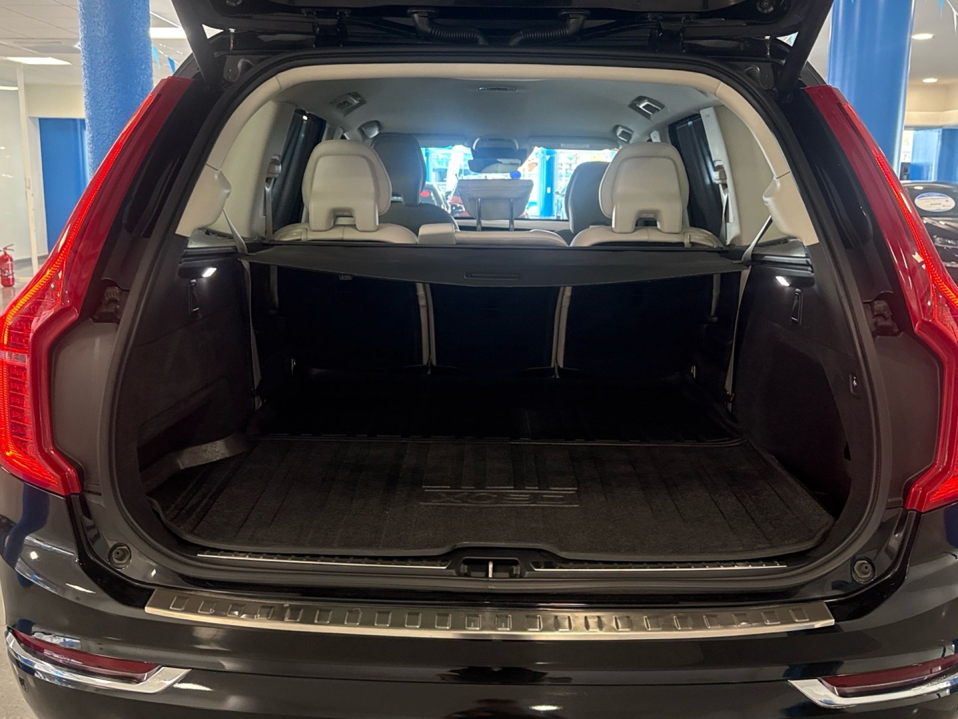 Volvo XC90 - 11