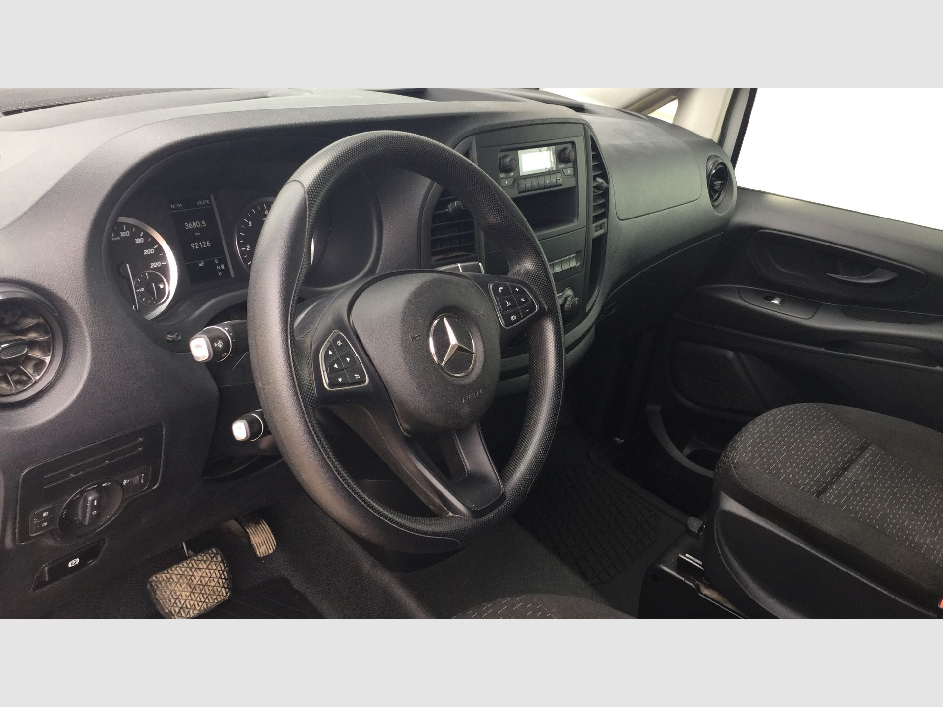 Mercedes-Benz Vito - 8