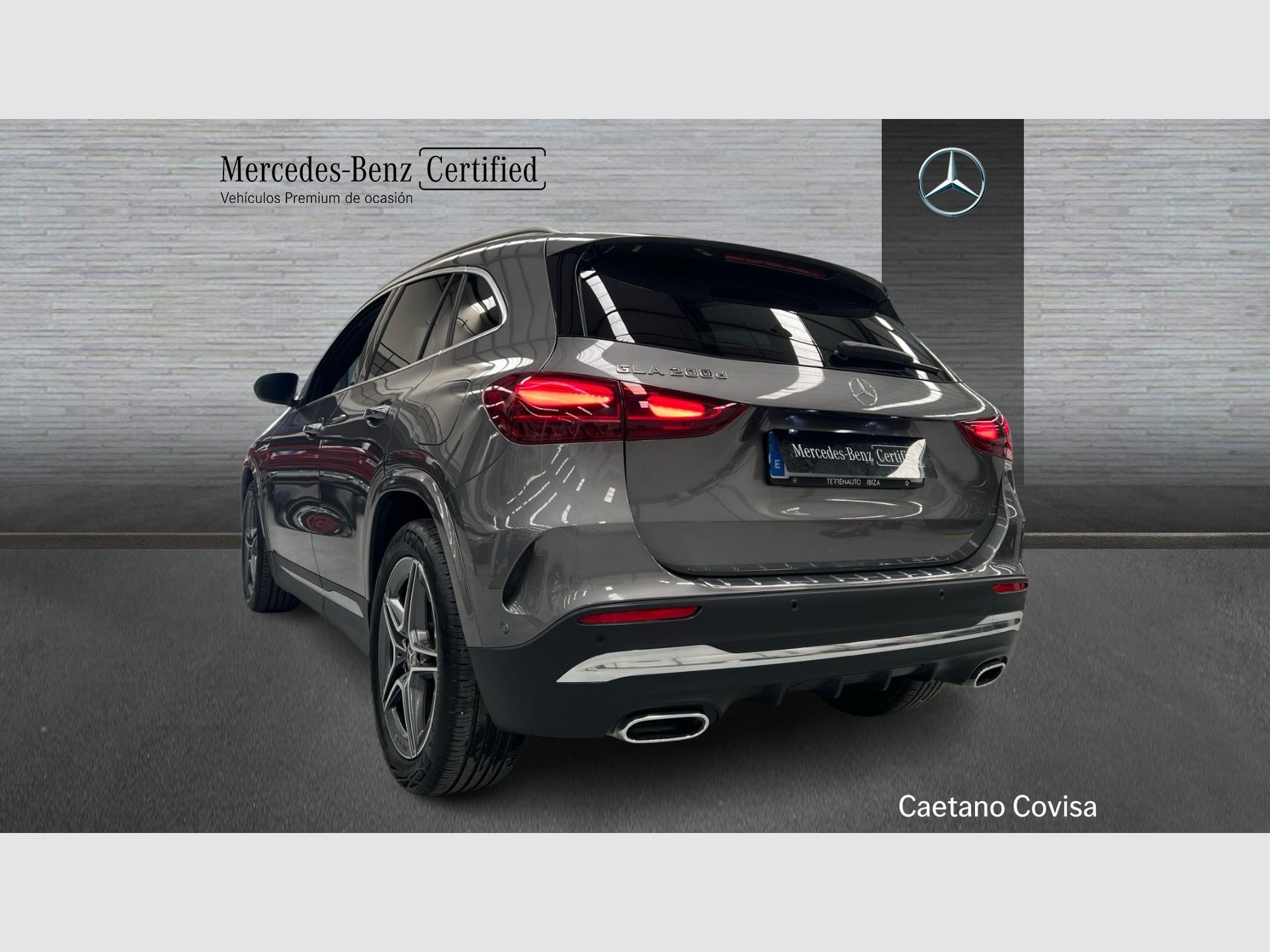 Mercedes-Benz GLA - 2