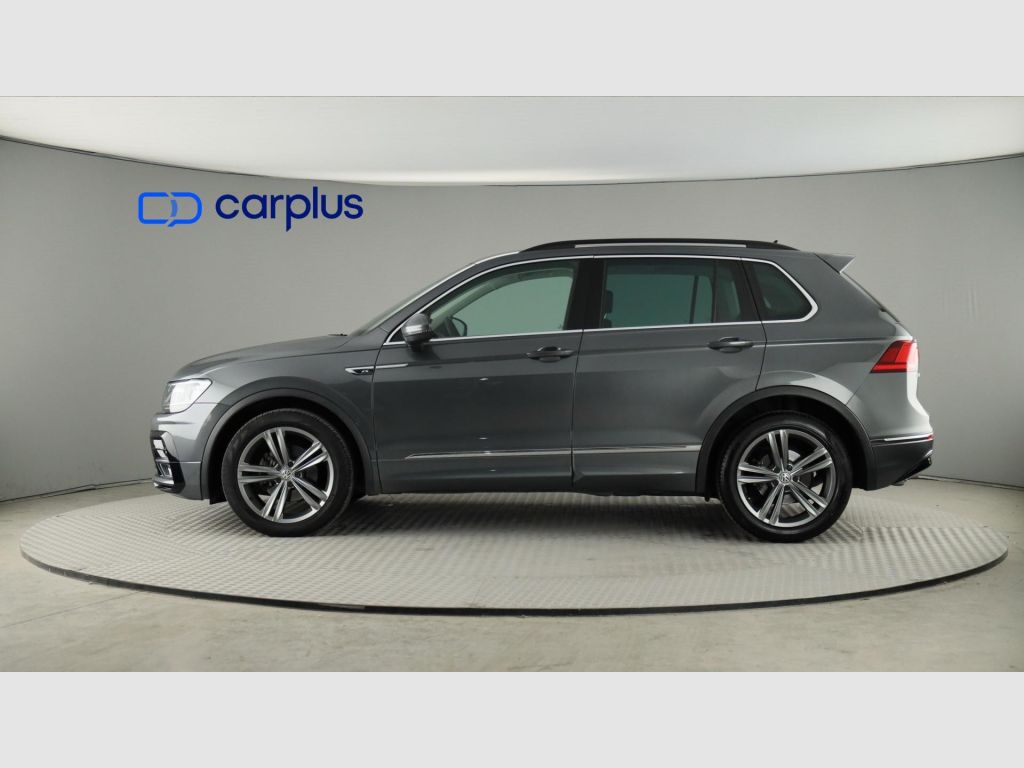 Volkswagen Tiguan - 4