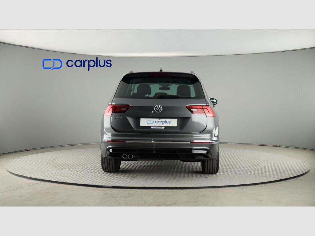 Volkswagen Tiguan - 6